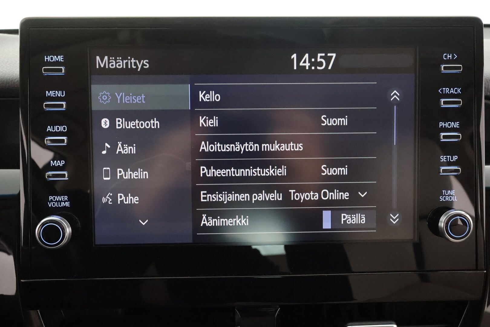 Toyota Camry 2022 2,5 Hybrid Style * ACC / P.kamera / Sähköpenkit / Vaaleat nahat / Navi / LED / Keyless / Ratinlämmitin * - Suomi-auto / Kahdet renkaat aluvanteilla / Merkkihuollettu