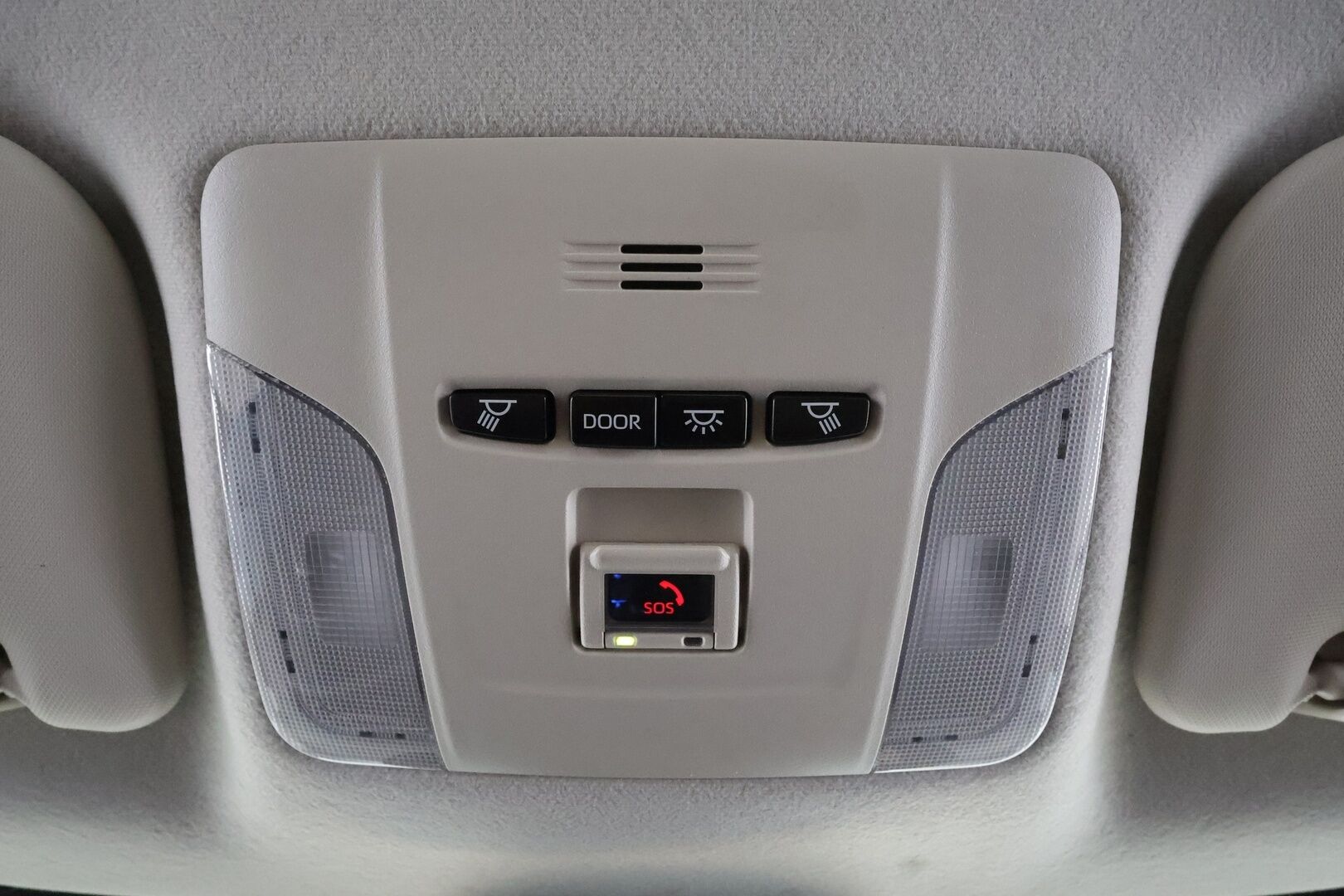 Toyota Corolla 2022 Sedan 1,8 Hybrid Life Business * ACC / P.kamera / Kaistavahti / Apple&Android * - 1.Om Suomi-auto / Kahdet renkaat aluvanteilla - HULLUT AVAJAISHULINAT KORKOTARJOUS 3,29 %