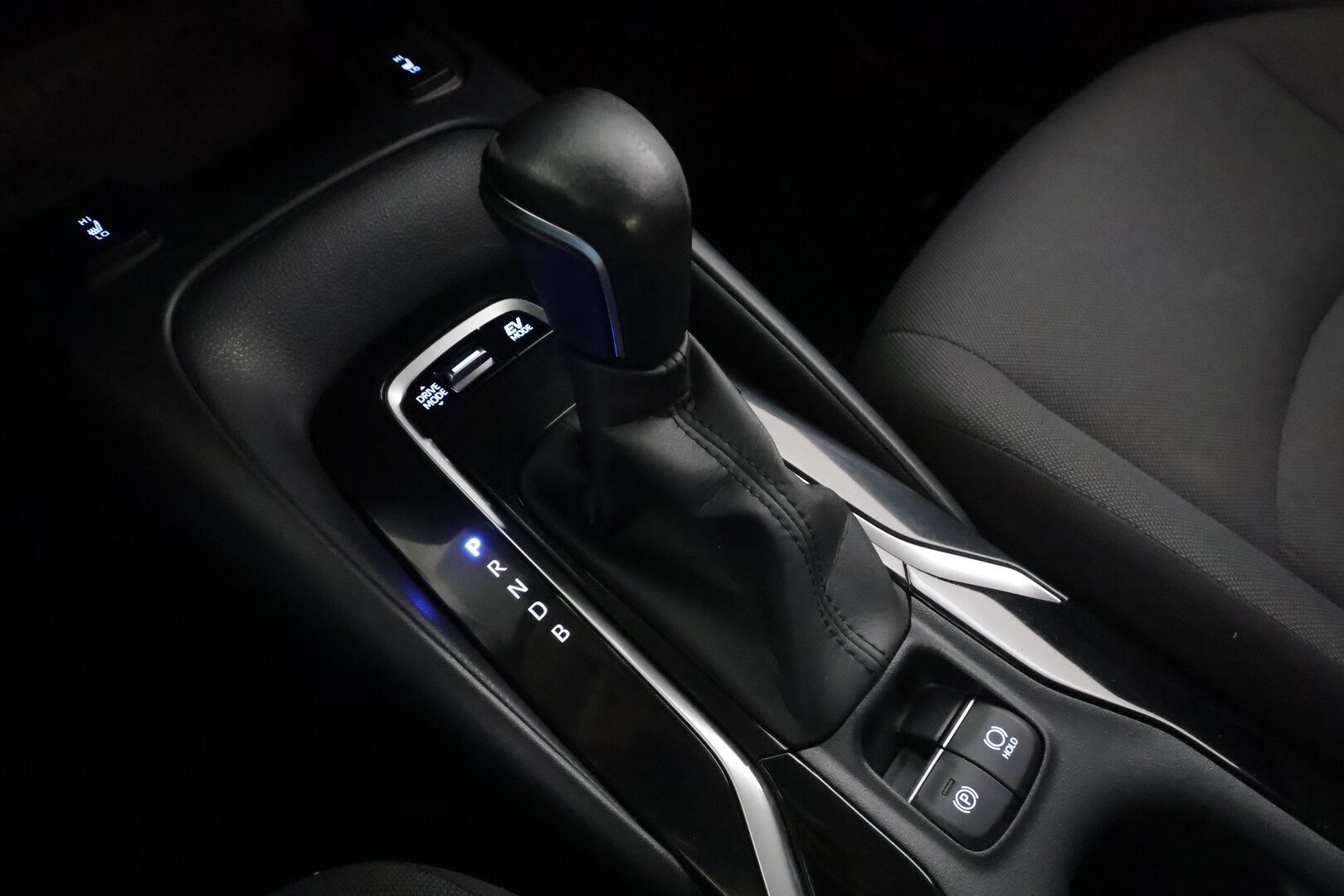 Toyota Corolla 2022 Sedan 1,8 Hybrid Life Business * ACC / P.kamera / Kaistavahti / Apple&Android * - 1.Om Suomi-auto / Kahdet renkaat aluvanteilla - HULLUT AVAJAISHULINAT KORKOTARJOUS 3,29 %