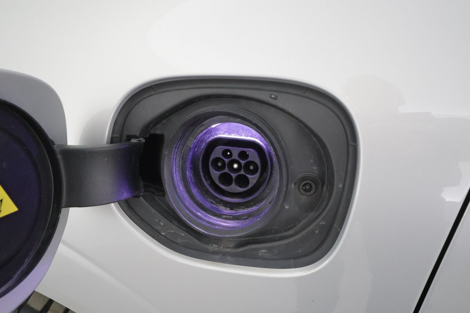 Volvo XC60 2022 T6 TwE AWD Business Inscription Edition aut * ACC / P.kamera / Full LED / Panorama / Muistipenkki / Webasto / Koukku * - Facelift / Suomi-auto / Kahdet renkaat aluvanteilla / Merkkihuollettu