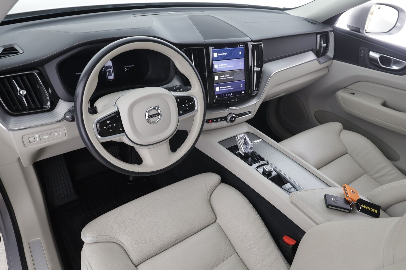 Volvo XC60 2022 T6 TwE AWD Business Inscription Edition aut * ACC / P.kamera / Full LED / Panorama / Muistipenkki / Webasto / Koukku * - Facelift / Suomi-auto / Kahdet renkaat aluvanteilla / Merkkihuollettu