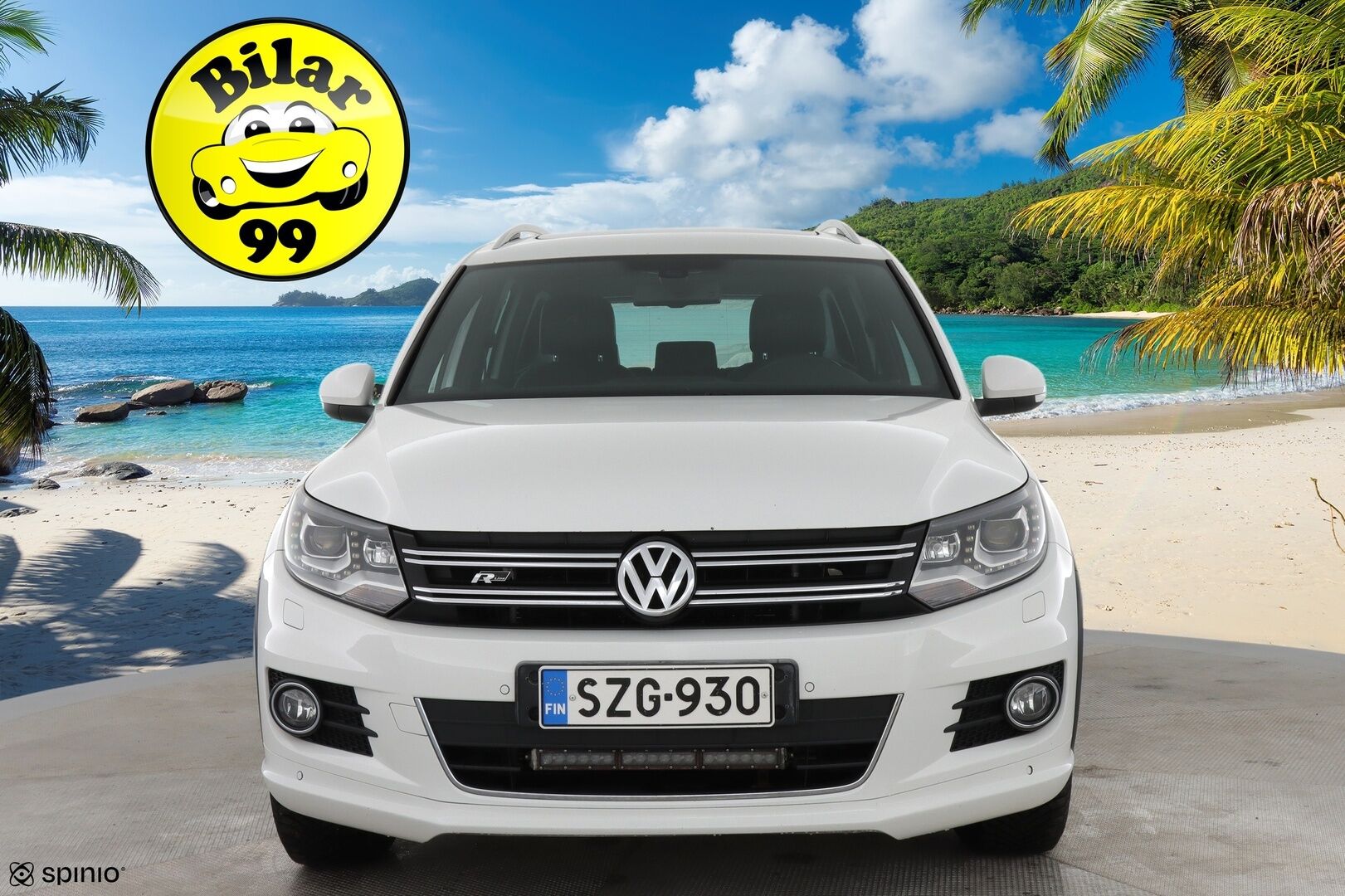 Volkswagen Tiguan 2012 Sport & Style R-Line 1,4 TSI 118 kW (160 hv) 4MOTION * Panorama / Nahkasisusta / P-kamera / Vakkari / Bluetooth * - Jakoketju vaihdettu / 2x aluvanteet / Hyvä huoltohistoria - HULLUT AVAJAISHULINAT KORKOTARJOUS 3,29 %