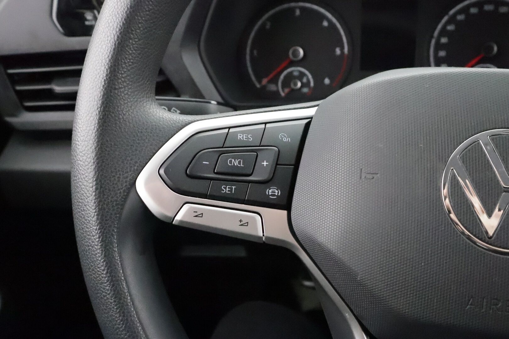 Volkswagen Caddy 2022 umpipakettiauto Cargo Pro 2,0 TDI 75kW 2501 kg *Vakkari / Webasto / Hyllyt / Takatutkat / Apple&Android* - 1.Om Suomi-auto / Kahdet Renkaat / Merkkihuollettu - HULLUT AVAJAISHULINAT KORKOTARJOUS 3,29 %