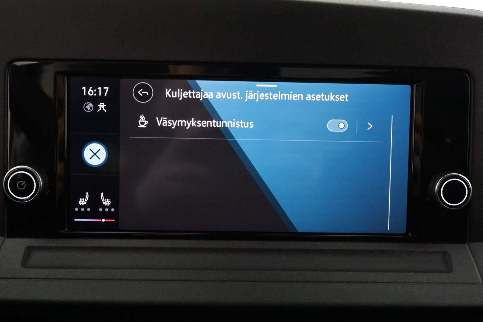 Volkswagen Caddy 2022 umpipakettiauto Cargo Pro 2,0 TDI 75kW 2501 kg *Vakkari / Webasto / Hyllyt / Takatutkat / Apple&Android* - 1.Om Suomi-auto / Kahdet Renkaat / Merkkihuollettu