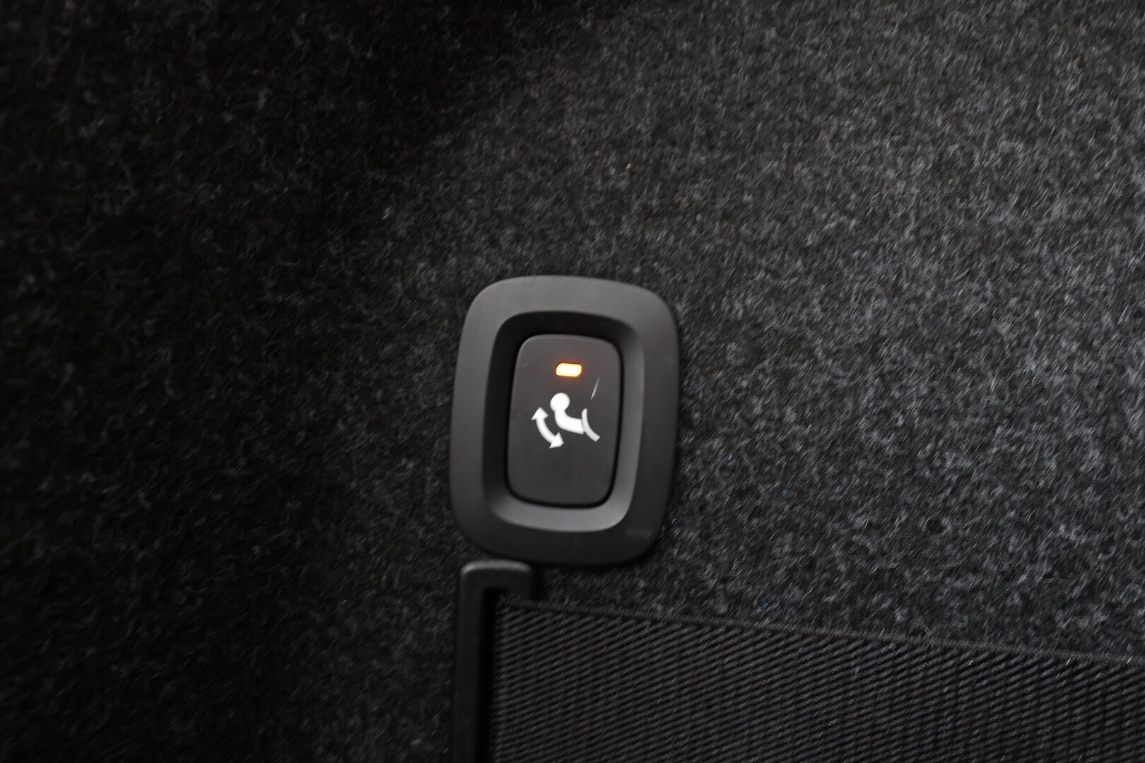 Polestar 2 2021 Launch Edition, 300kW * Pilot&Plus / Koukku / H&K / ACC / Pixel-LED / Lasikatto / 360° / Sporttipenkki Muistilla * - Akku kuntotarkastettu / Merkkihuollettu / Kahdet renkaat *