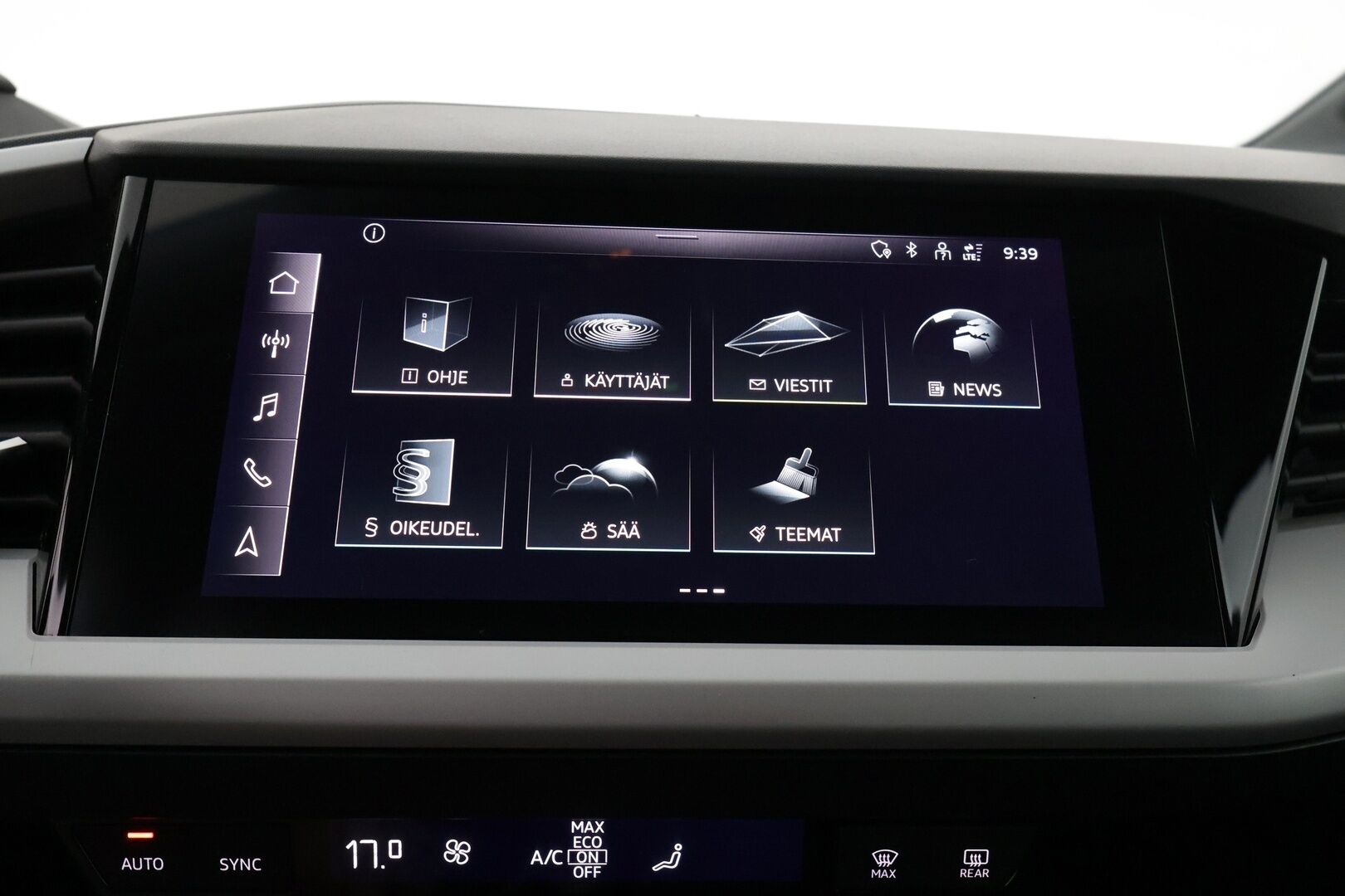 AUDI Q4 E-TRON 2022 35 e-tron Proline - Lämpöpumppu / Adapt. Vakkari / Koukku / P-kamera / Matrix LED / Kaistavahti / Sähköluukku / 2x renkaat - KORKO VAIN 3,99 %