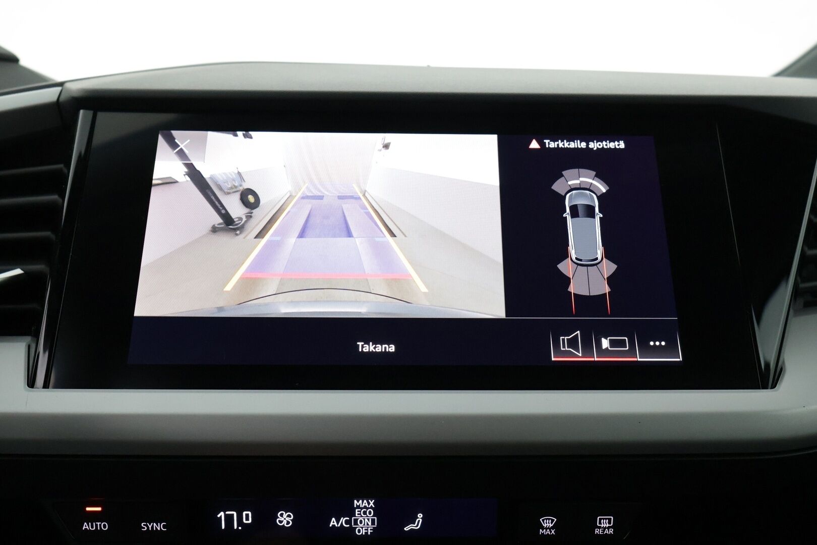AUDI Q4 E-TRON 2022 35 e-tron Proline - Lämpöpumppu / Adapt. Vakkari / Koukku / P-kamera / Matrix LED / Kaistavahti / Sähköluukku / 2x renkaat - KORKO VAIN 3,99 %