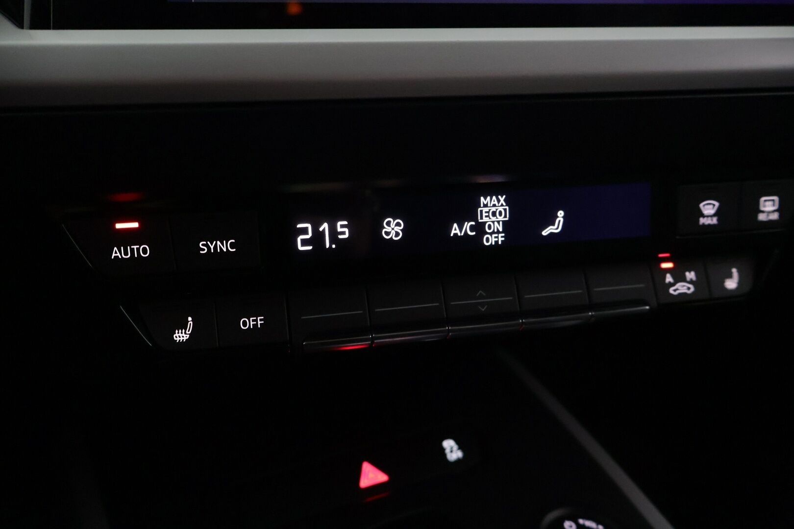 AUDI Q4 E-TRON 2022 35 e-tron Proline - ILP | ACC | Koukku | P.Kamera | Matrix-LED | Kaistavahti | Sähköluukku | 2x renkaat - KORKO VAIN 3,99 %