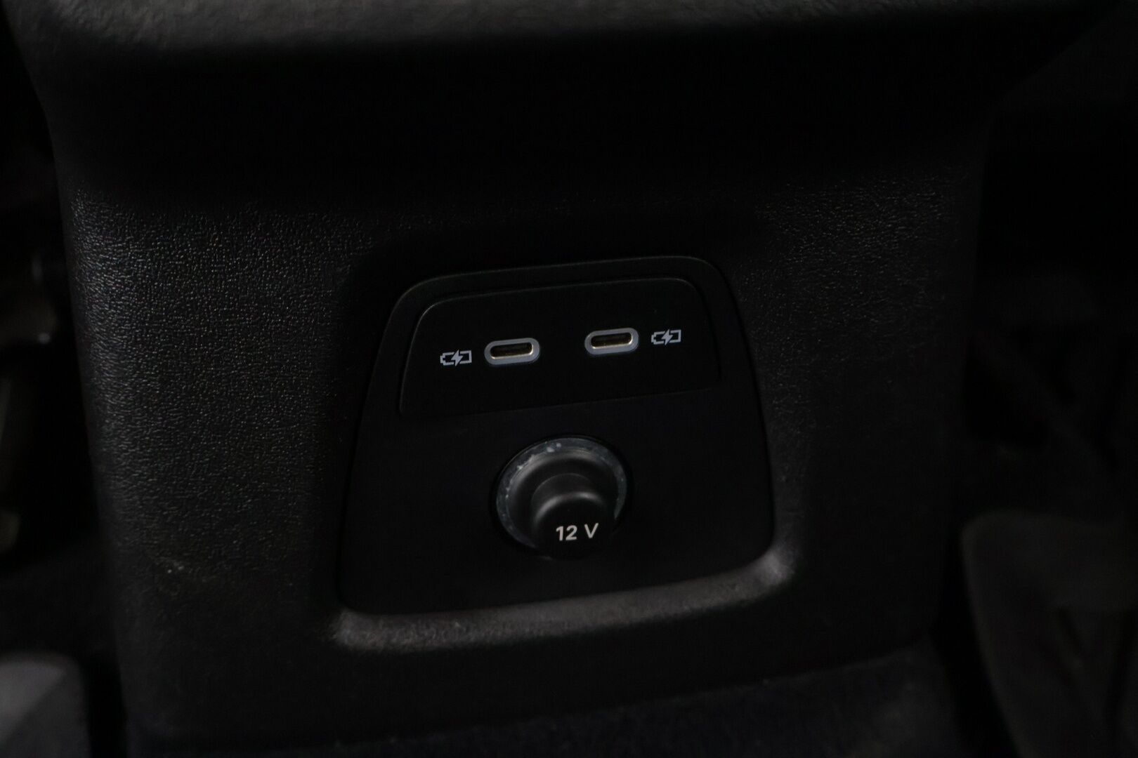AUDI Q4 E-TRON 2022 35 e-tron Proline - ILP | ACC | Koukku | P.Kamera | Matrix-LED | Kaistavahti | Sähköluukku | 2x renkaat - KORKO VAIN 3,99 %