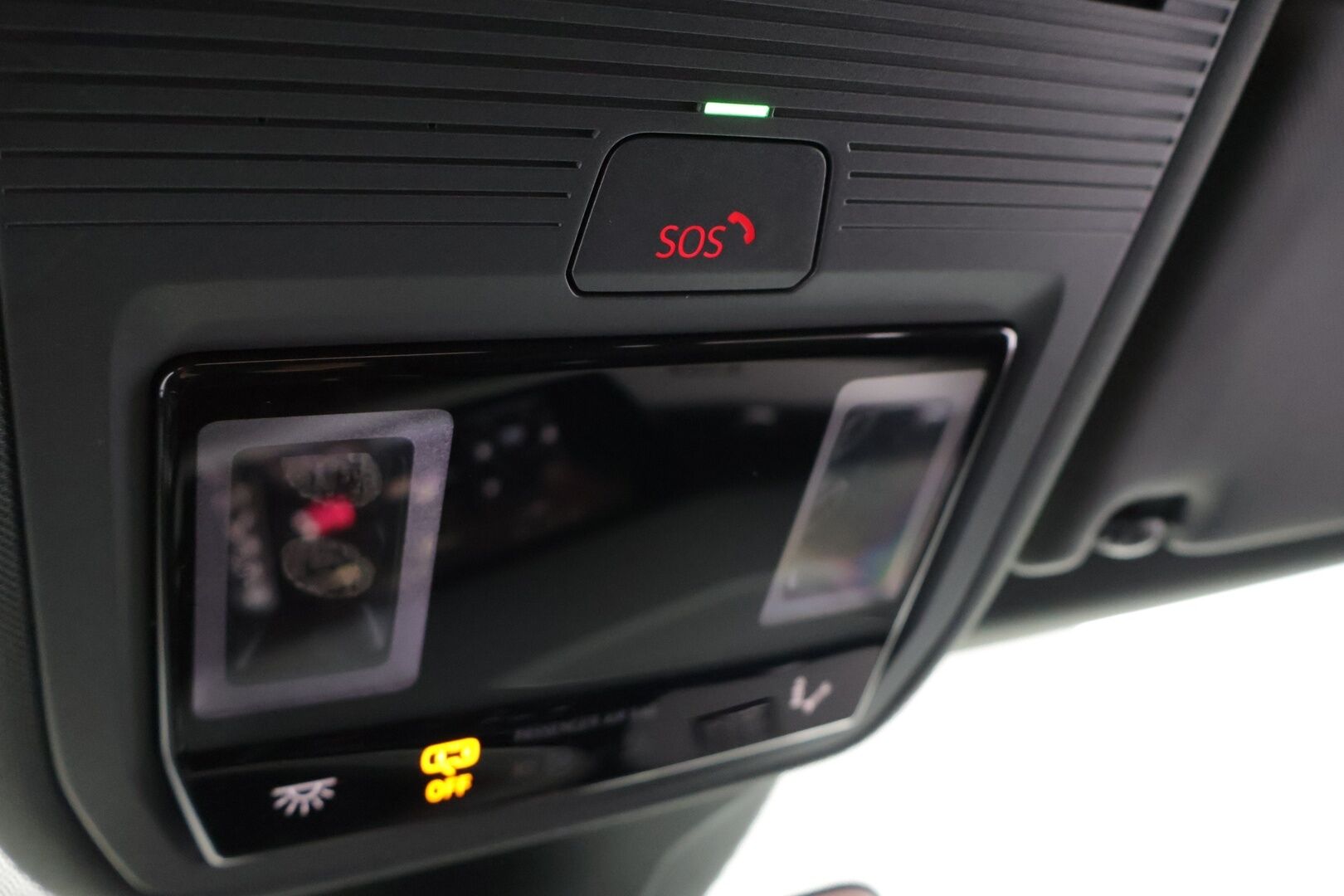 AUDI Q4 E-TRON 2022 35 e-tron Proline - ILP | ACC | Koukku | P.Kamera | Matrix-LED | Kaistavahti | Sähköluukku | 2x renkaat - KORKO VAIN 3,99 %