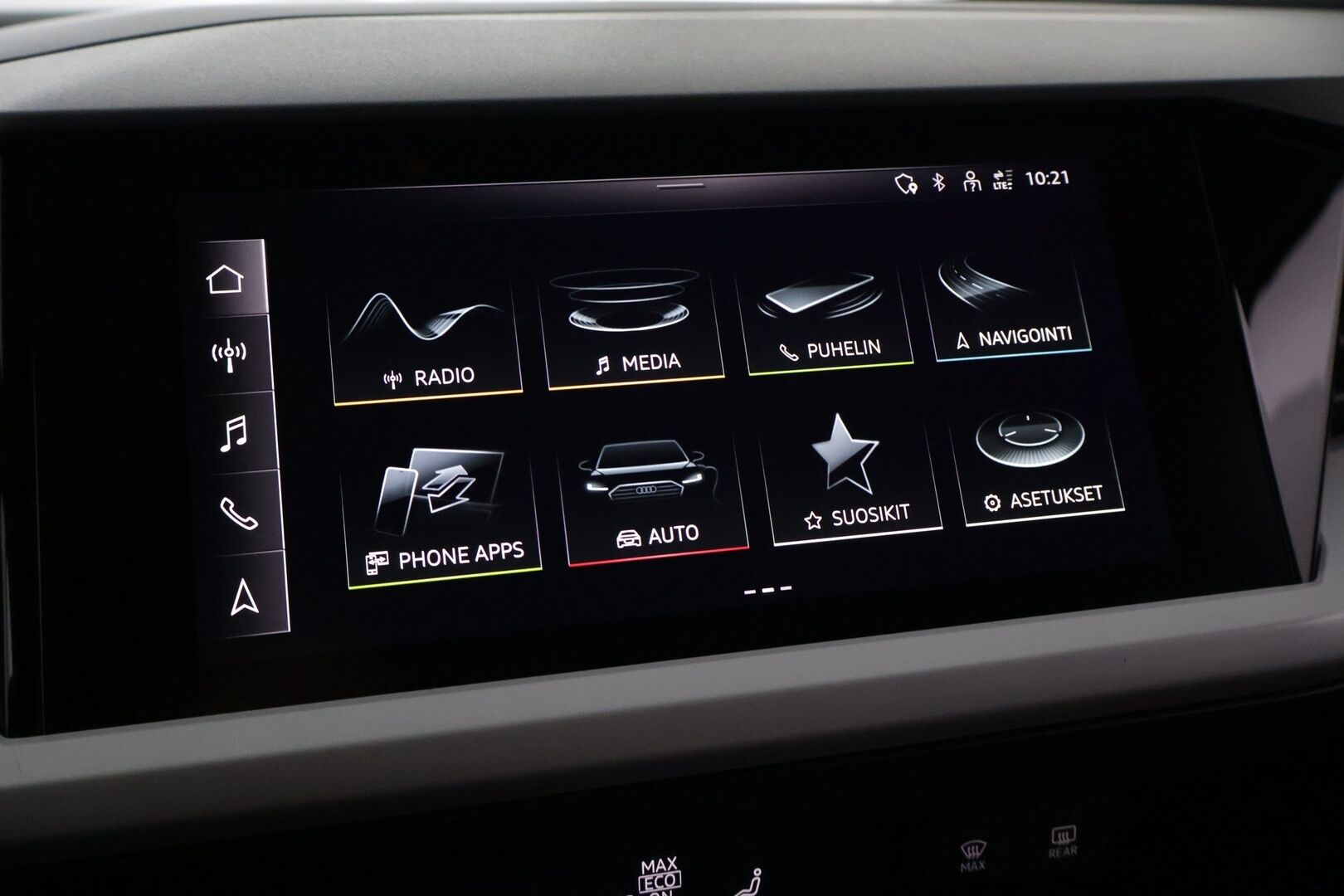 AUDI Q4 E-TRON 2022 35 e-tron Proline - ILP | ACC | Koukku | P.Kamera | Matrix-LED | Kaistavahti | Sähköluukku | 2x renkaat - KORKO VAIN 3,99 %