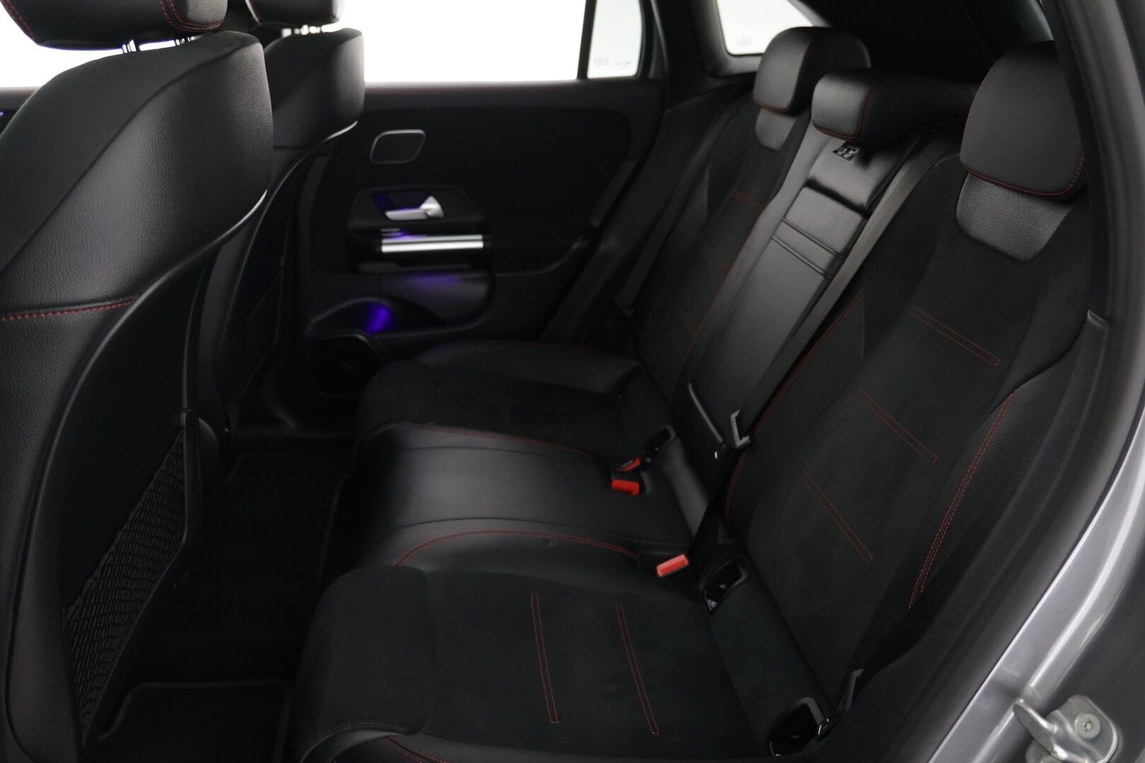 Mercedes-Benz EQA 2024 EQA 300 4MATIC AMG Line - | Adapt.vakkari | Burmester | Muistipenkit | 360 | Keyless | High Performance Led |