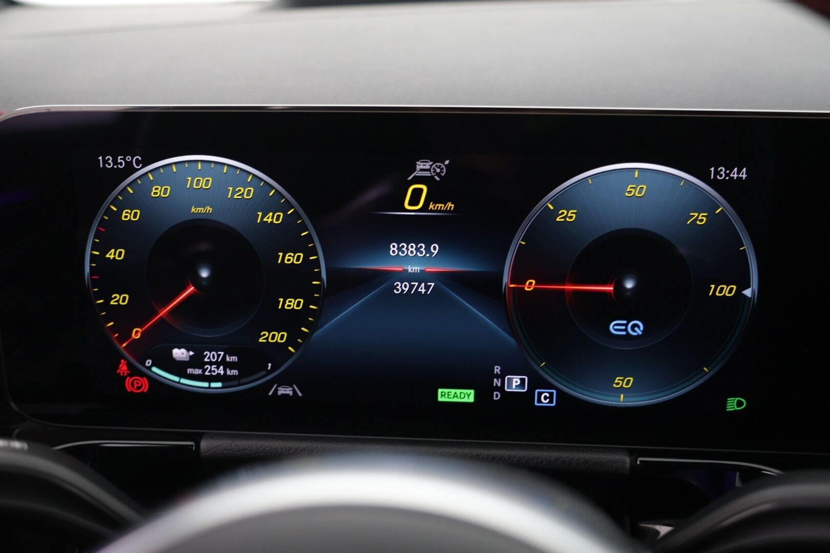 Mercedes-Benz EQA 2024 EQA 300 4MATIC AMG Line - | Adapt.vakkari | Burmester | Muistipenkit | 360 | Keyless | High Performance Led |
