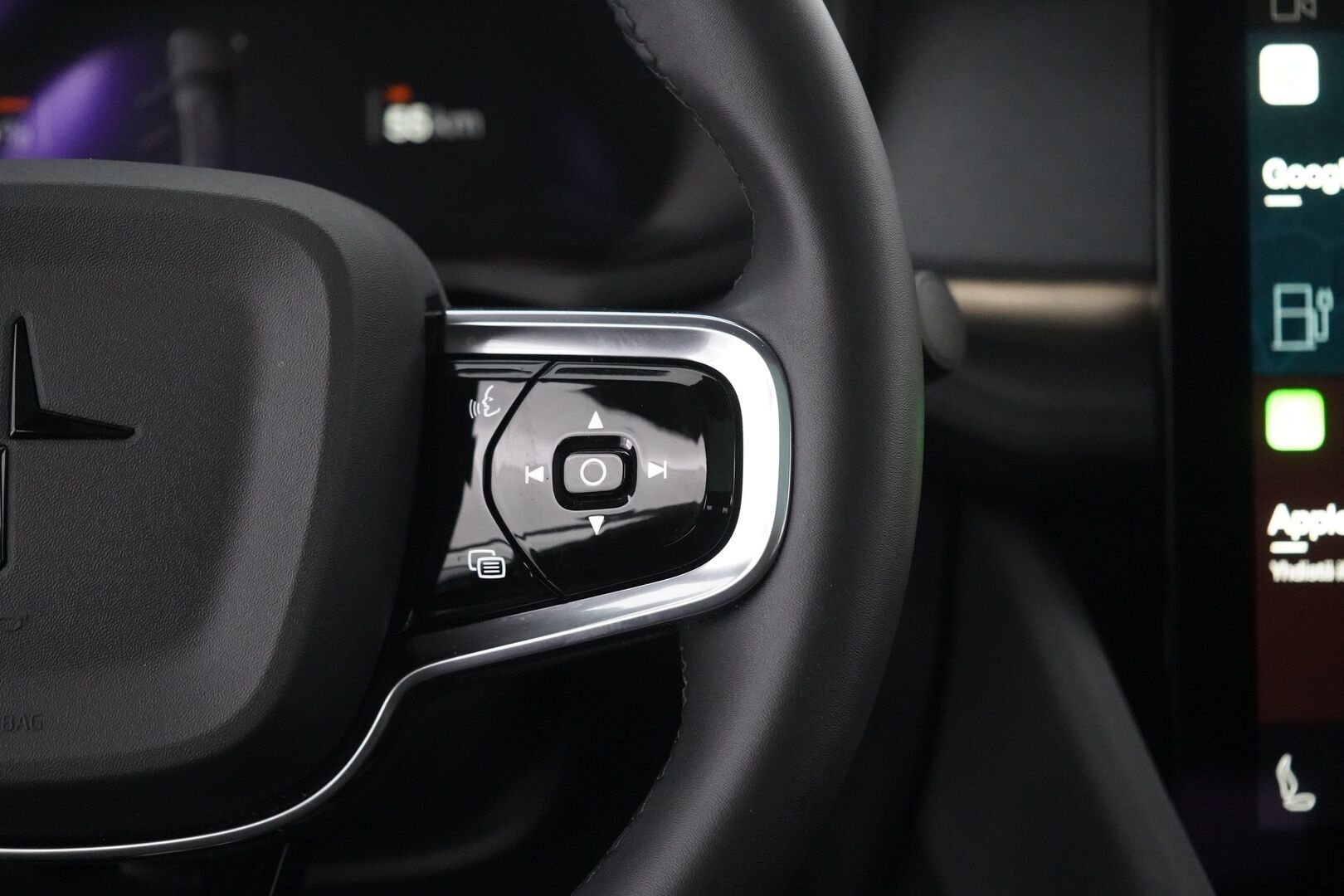 Polestar 2 2024 Long Range Dual Motor, 300kW, 78kWh - Pilot Lite & Plus | ACC | Vetokoukku | Panorama | Keyless | App Connect | H&K | Muistipenkki | Merkkihuollettu | Kahdet Polestarin vanteet | SoH 95,7%