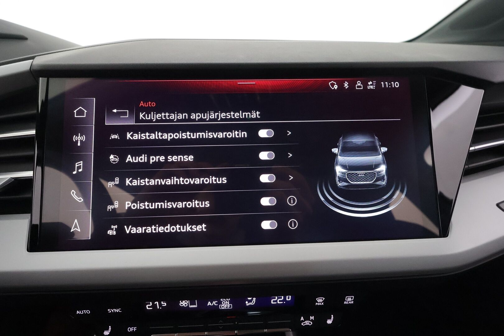 AUDI Q4 E-TRON 2023 40 e-tron Sportback *HUD / Panorama / Lämpöpumppu / ACC / Sporttipenkit / Kamera / Navi / Kaistavahti* - 3,99 % KORKOTARJOUS TÄHÄN AUTOON - Soh 96,3% / Seuraava huolto 11/2026 / Kahdet Audin vanteet / Kattavat varusteet / Merkkihuollot