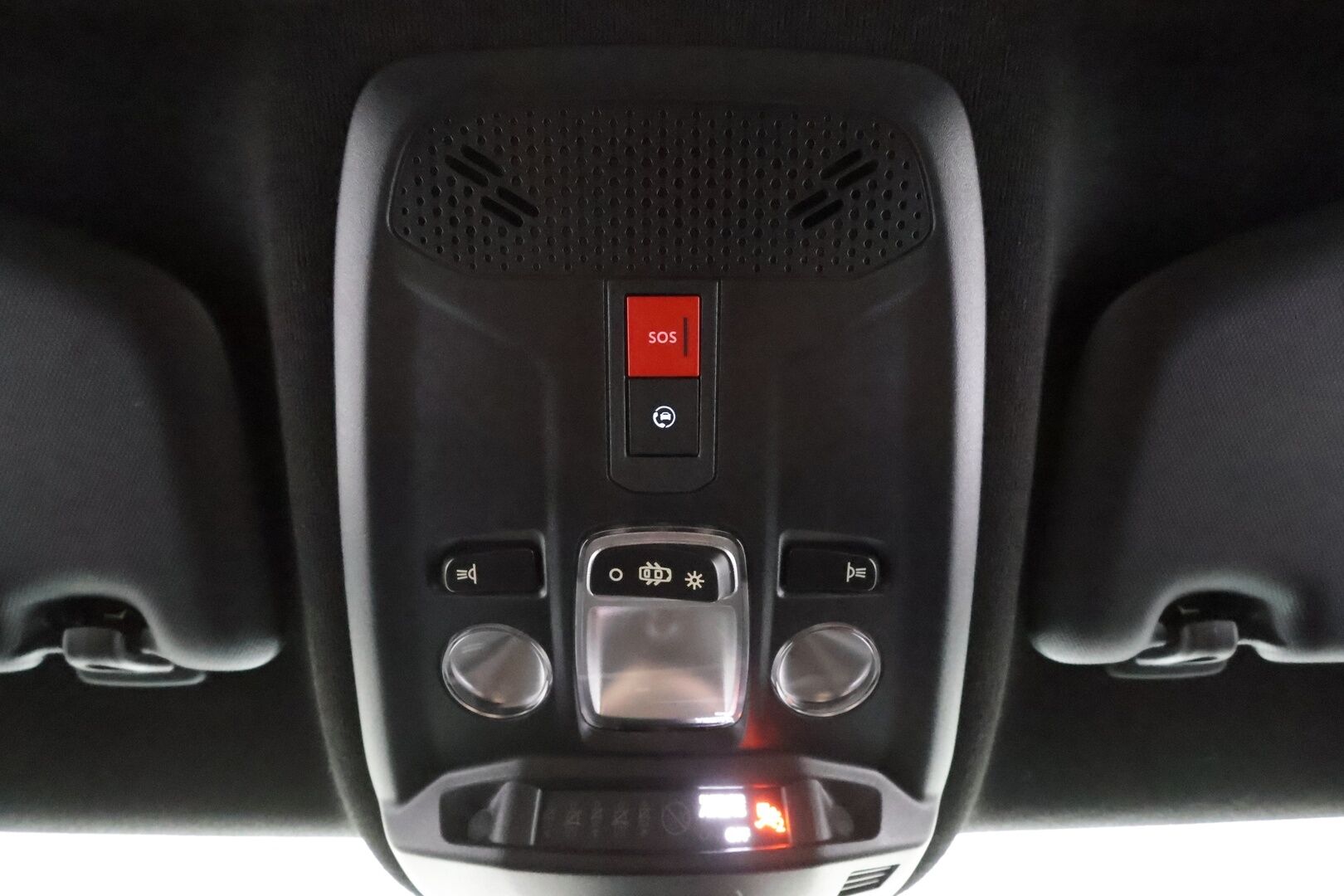 Opel Mokka 2022 Innovation Plus 136 automaatti - ILP | LED | Kamera | Apple & Android | Lämm. ohjauspyörä | Osanahat | Vakionopeudensäädin | Kaistavahti |  Merkkihuollot | 2xlaturit 