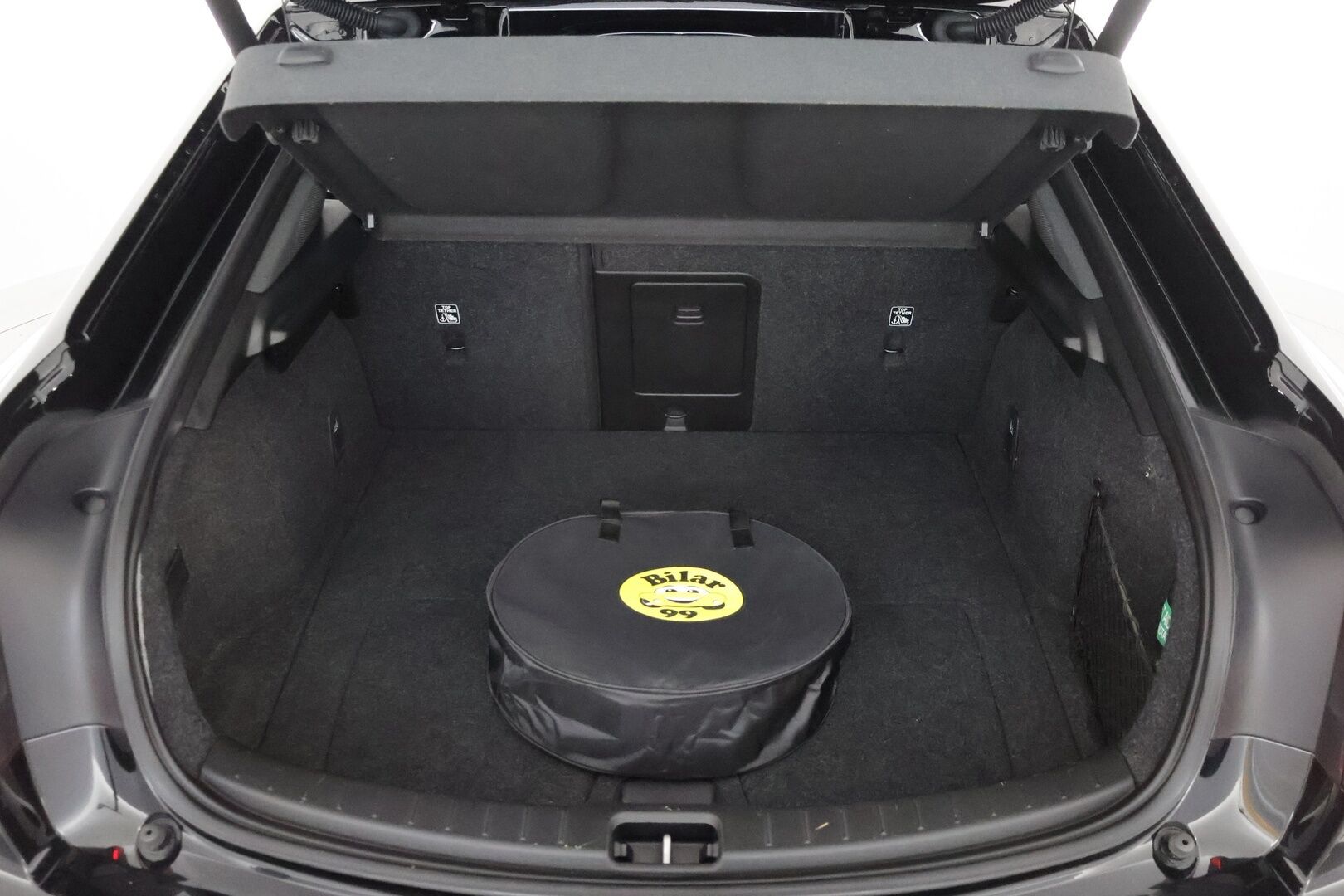 POLESTAR 2 2021 Long Range Dual Motor, 300kW, 78kWh ** Pilot&Plus paketit / Koukku / Adapt.vakkari / 360 kamera / Pixel LED / Lasikatto - Akku kuntotarkistettu! / H&K / Keyless / Navi / Merkkihuollot