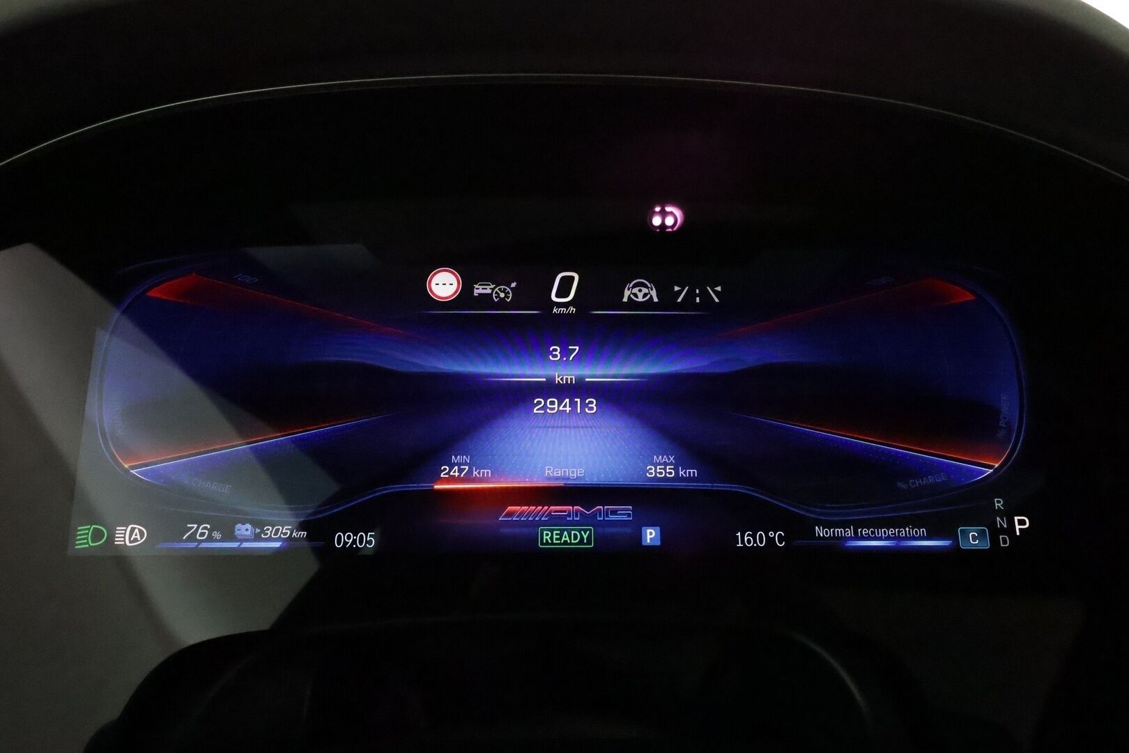 MERCEDES-BENZ EQE 2023 53 AMG 4MATIC+ **Hyperscreen / Panorama / HUD / Burmester / Distronic+ / Nelipyöräojaus / Hierovat&Ilmastoidut penkit** - Akku kuntotarkastettu! / Digital Light / Apple&Android / Keyless / 360 Kamera