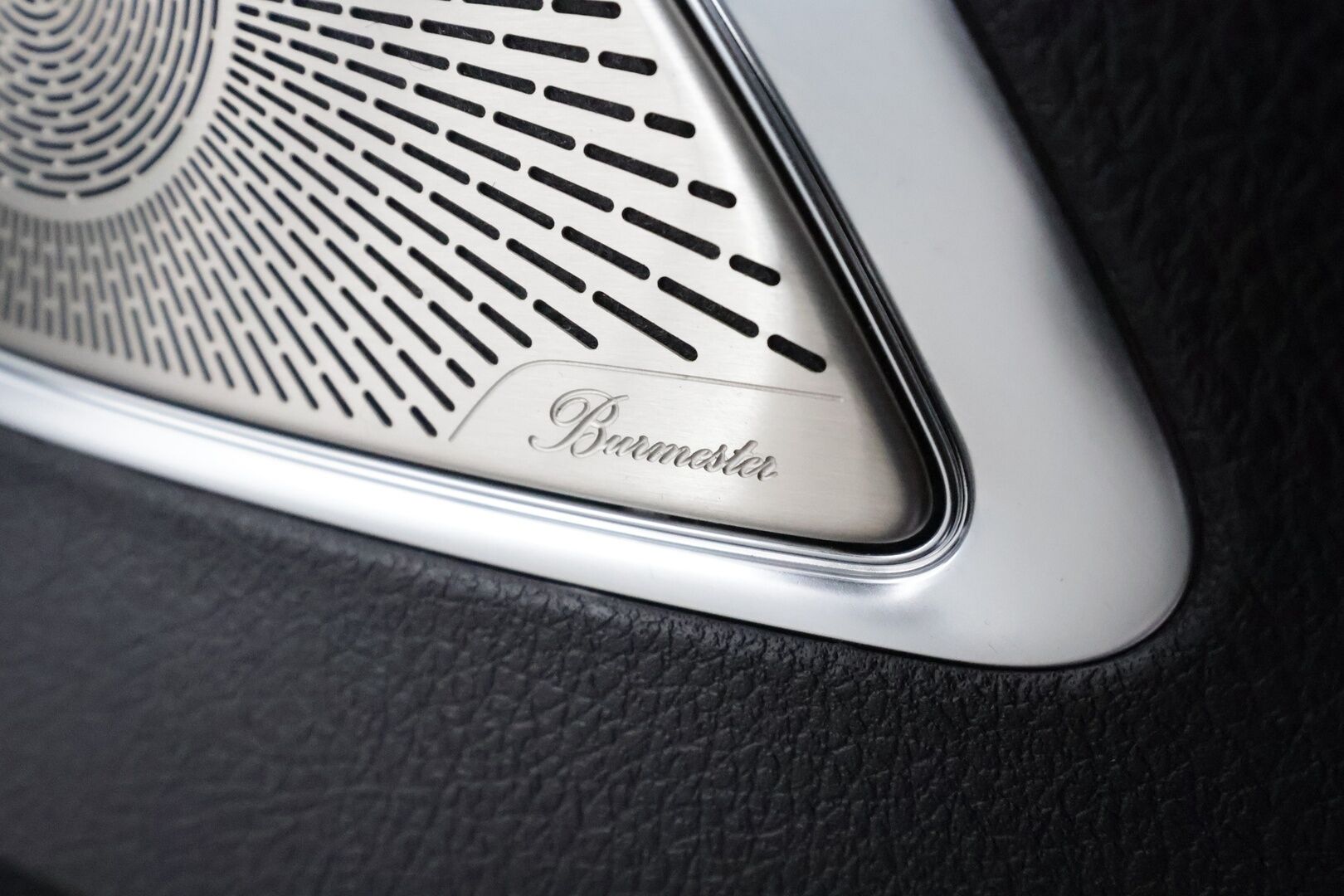 MERCEDES-BENZ EQE 2023 53 AMG 4MATIC+ **Hyperscreen / Panorama / HUD / Burmester / Distronic+ / Nelipyöräojaus / Hierovat&Ilmastoidut penkit** - Akku kuntotarkastettu! / Digital Light / Apple&Android / Keyless / 360 Kamera