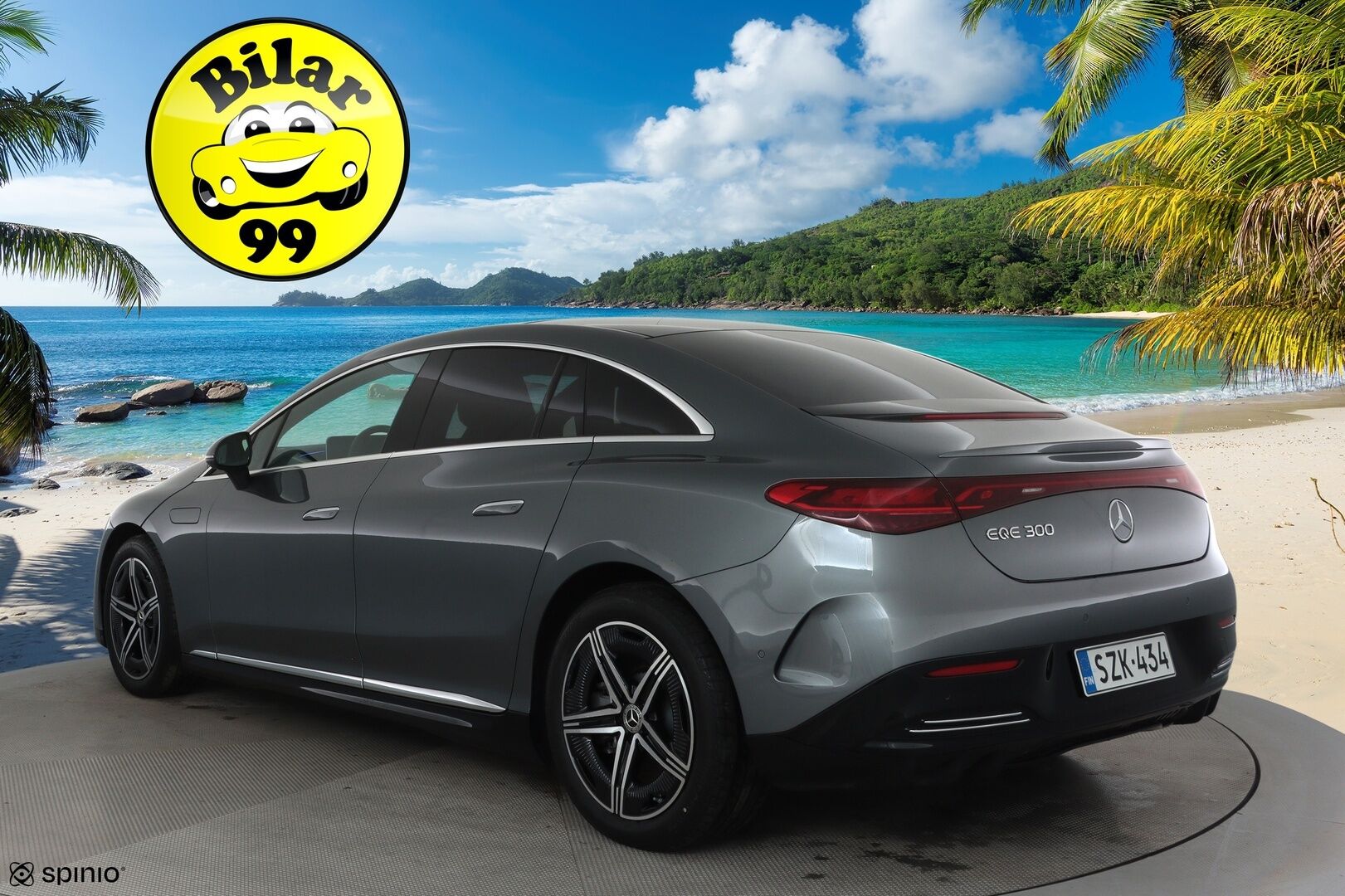 MERCEDES-BENZ EQE 2025 300 AMG **Distronic+ / P.kamera / Panorama / Muistipenkit / KeylessGo / Navi** - 2,99 % KORKOTARJOUS TÄHÄN AUTOON 28.9. ASTI! - 2x Laturit / Pienet kilometrit / Upea