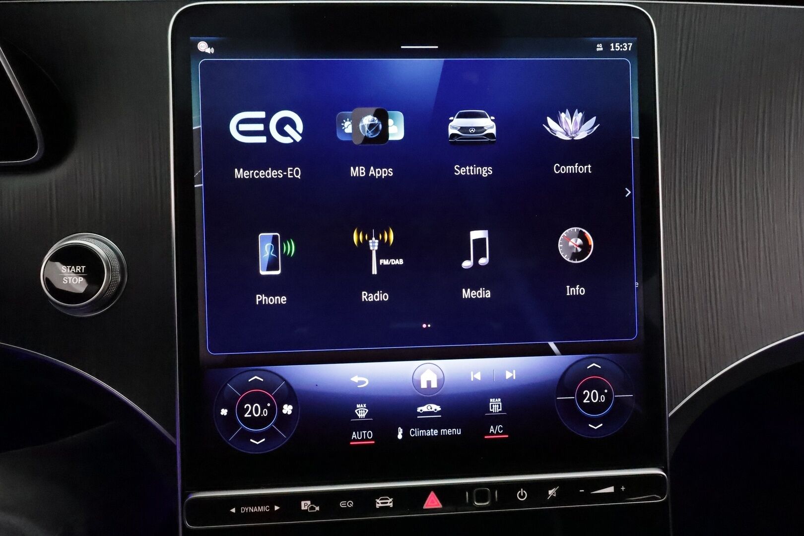 MERCEDES-BENZ EQE 2025 300 AMG *Distronic+ / P.kamera / Panorama / Muistipenkit / KeylessGo / Navi* - MY25 / Advanced+ / ALV / AMG / Puhdas Vertical
