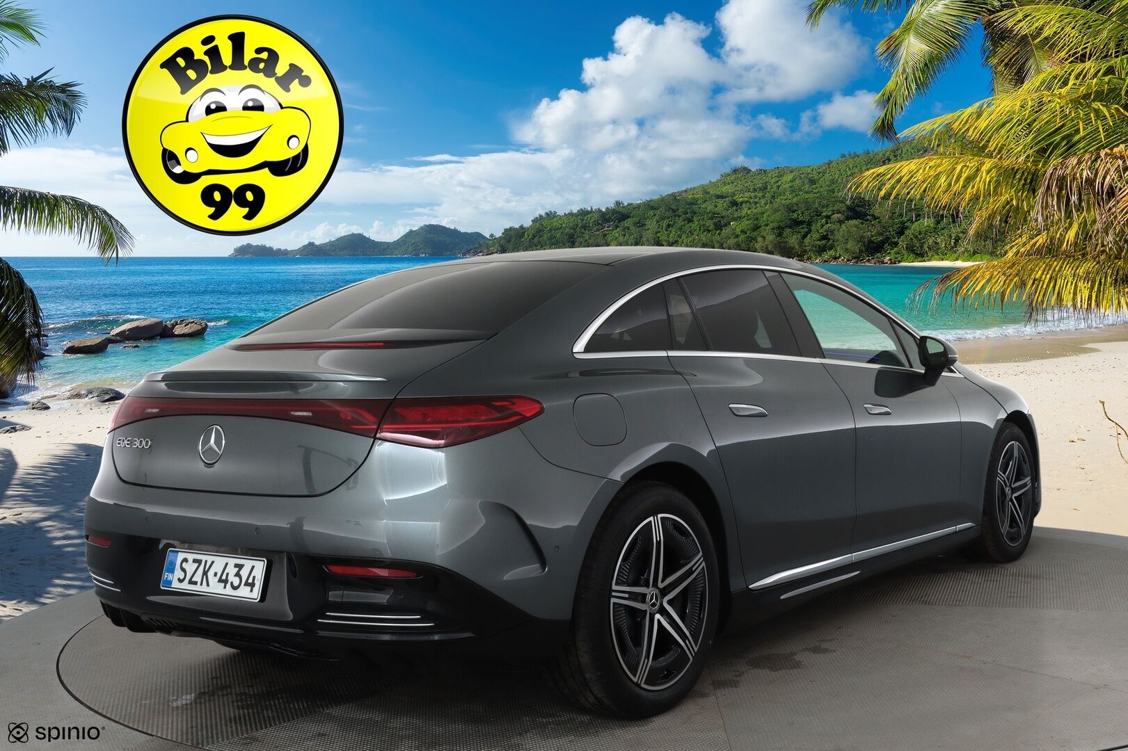 MERCEDES-BENZ EQE 2025 300 AMG **Distronic+ / P.kamera / Panorama / Muistipenkit / KeylessGo / Navi** - 2,99 % KORKOTARJOUS TÄHÄN AUTOON 28.9. ASTI! - 2x Laturit / Pienet kilometrit / Upea