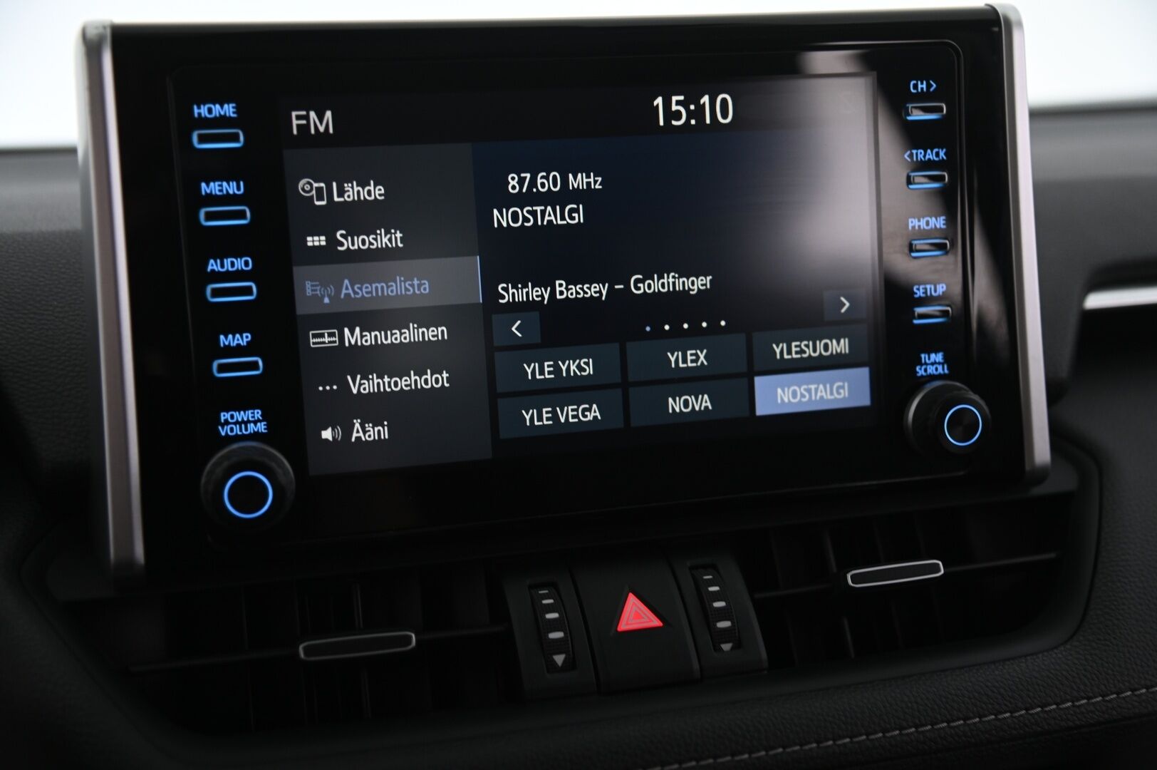 Toyota RAV4 2020 2,5 Hybrid AWD-i Executive - ACC | BLIS | Nahkapenkit Muistilla | P.Kamera | Vetokoukku | Lämmitettävä ratti | 2x Renkaat&Alumiinivanteet