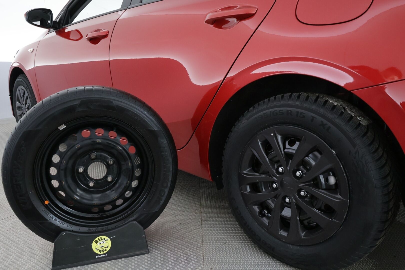 Kia Ceed 2025 1,0 T-GDI 100hv LX SW *Kamera / Navi / Vakionopeudensäädin / Apple&Android / Ratinlämmitys* - 1-Omisteinen / Tehdastakuut / Kahdet renkaat / Suomi-auto - HULLUT JOULUT KORKOTARJOUS 2,49% 