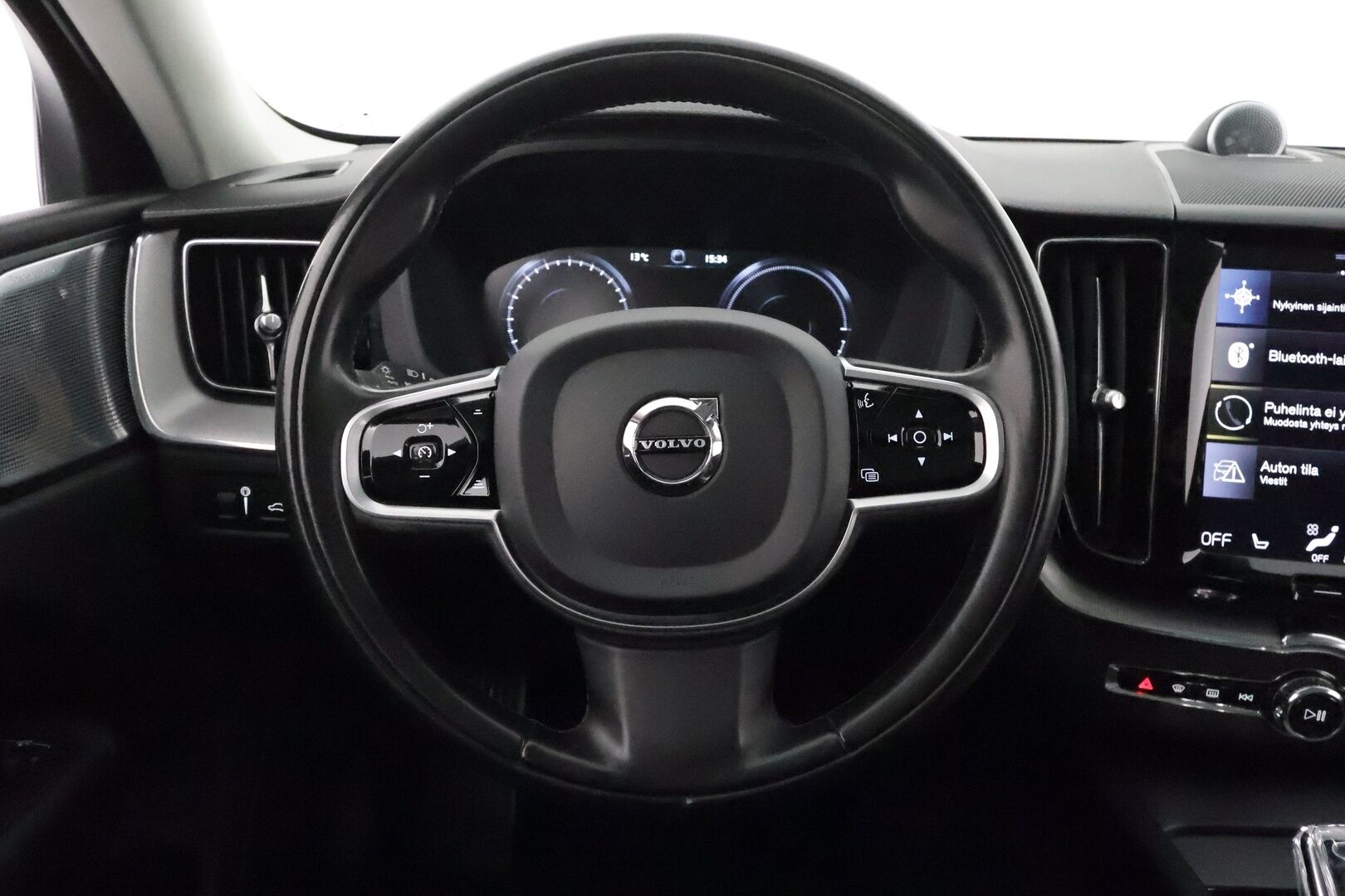 Volvo XC60 2020 T8 TwE AWD Business Inscription aut * Bowers&Wilkins / Ilma-alusta / Panorama / HUD / 360° Kamera / Adapt.Vakkari / Sporttipenkki Muistilla - 3,99 % KORKOTARJOUS TÄHÄN AUTOON - Suomi-Auto jäätävillä varusteilla!  Jakopää juuri tehty 5/25 / Full-LED / Webasto / Kaistavahti / KeylessGO / 2x Renkaat
