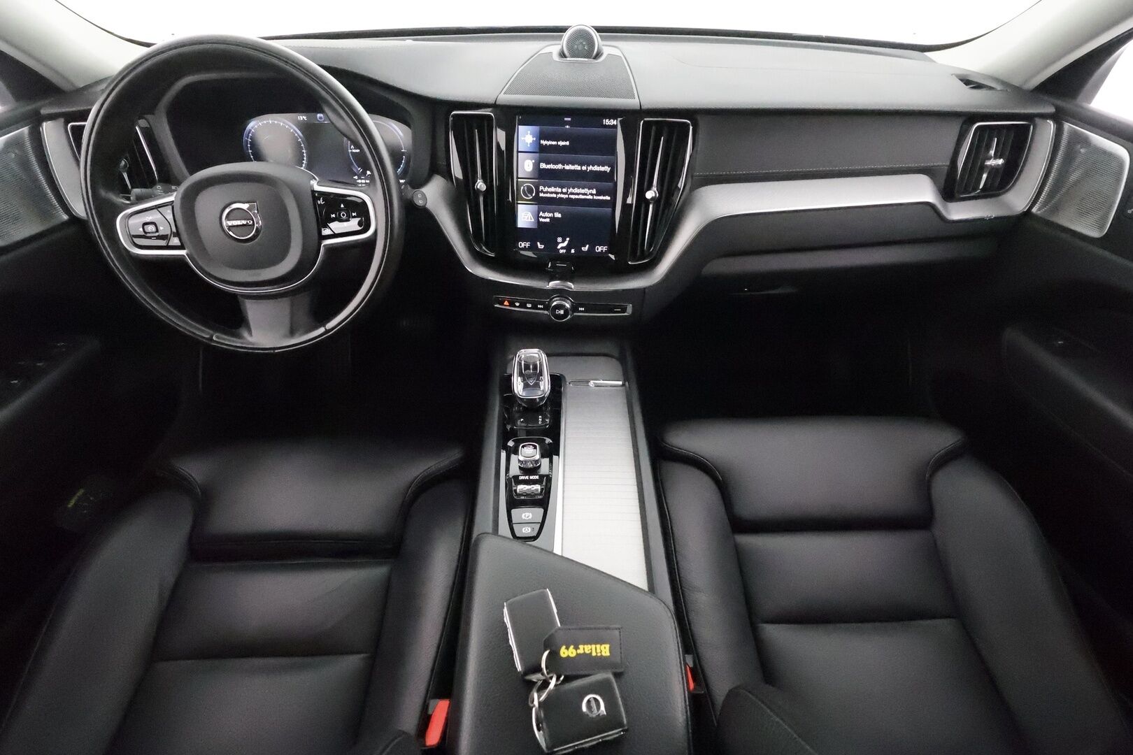 Volvo XC60 2020 T8 TwE AWD Business Inscription aut * Bowers&Wilkins / Ilma-alusta / Panorama / HUD / 360° Kamera / Adapt.Vakkari / Sporttipenkki Muistilla - 3,99 % KORKOTARJOUS TÄHÄN AUTOON - Suomi-Auto jäätävillä varusteilla!  Jakopää juuri tehty 5/25 / Full-LED / Webasto / Kaistavahti / KeylessGO / 2x Renkaat
