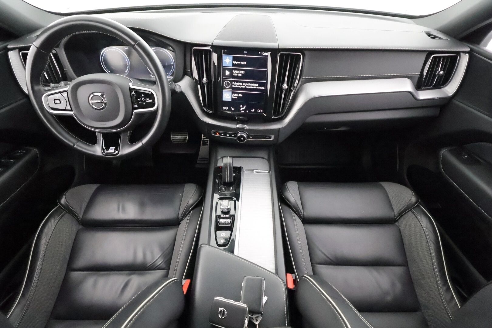 Volvo XC60 2020 T8 TwE AWD R-Design aut - | ACC | Webasto | 360° | Panorama | Muistipenkki | BLIS | Pilot Assist | Keyless | Full-LED Active | Lämm. ratti | Merkkihuollettu | 2x renkaat aluin |