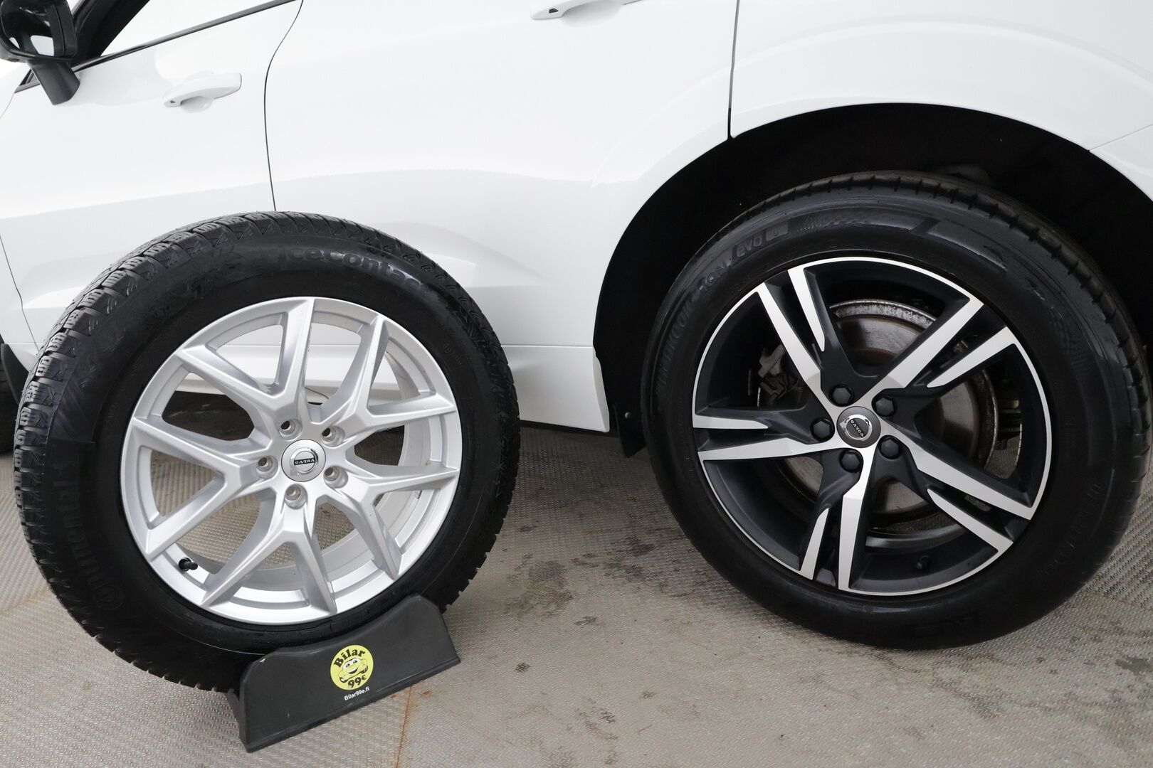Volvo XC60 2020 T8 TwE AWD R-Design aut - | ACC | Webasto | 360° | Panorama | Muistipenkki | BLIS | Pilot Assist | Keyless | Full-LED Active | Lämm. ratti | Merkkihuollettu | 2x renkaat aluin |
