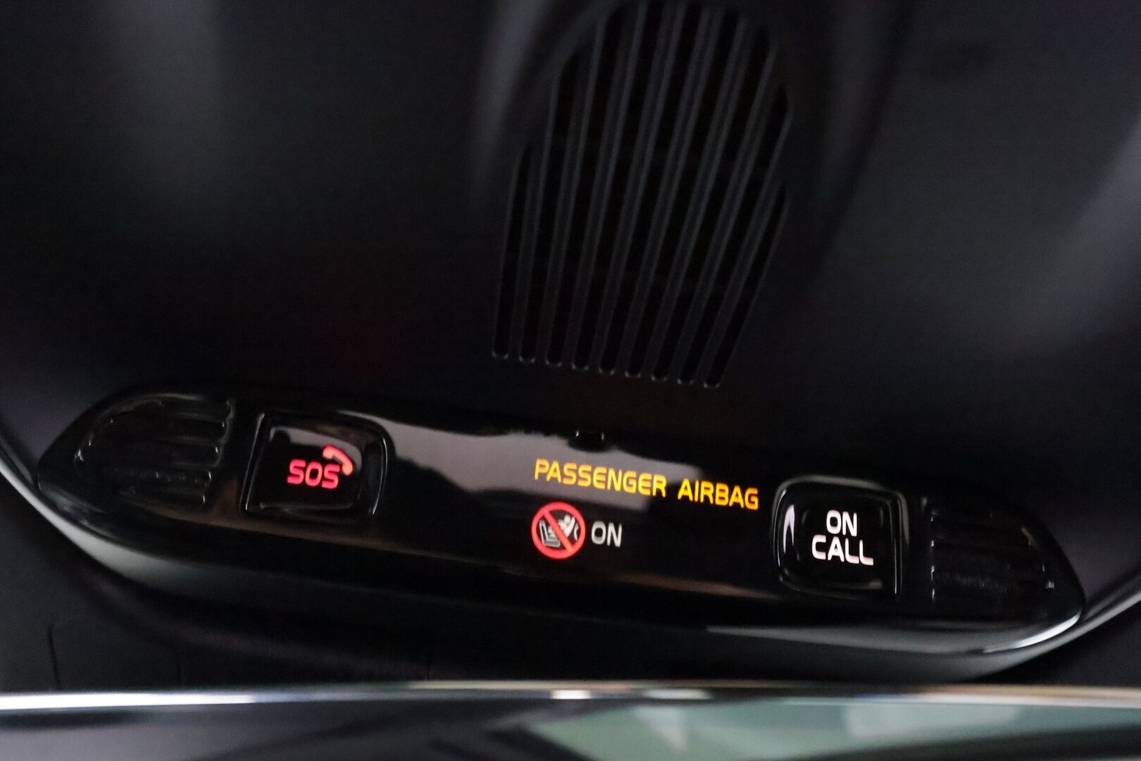 Volvo XC60 2020 T8 TwE AWD R-Design aut - | ACC | Webasto | 360° | Panorama | Muistipenkki | BLIS | Pilot Assist | Keyless | Full-LED Active | Lämm. ratti | Merkkihuollettu | 2x renkaat aluin |