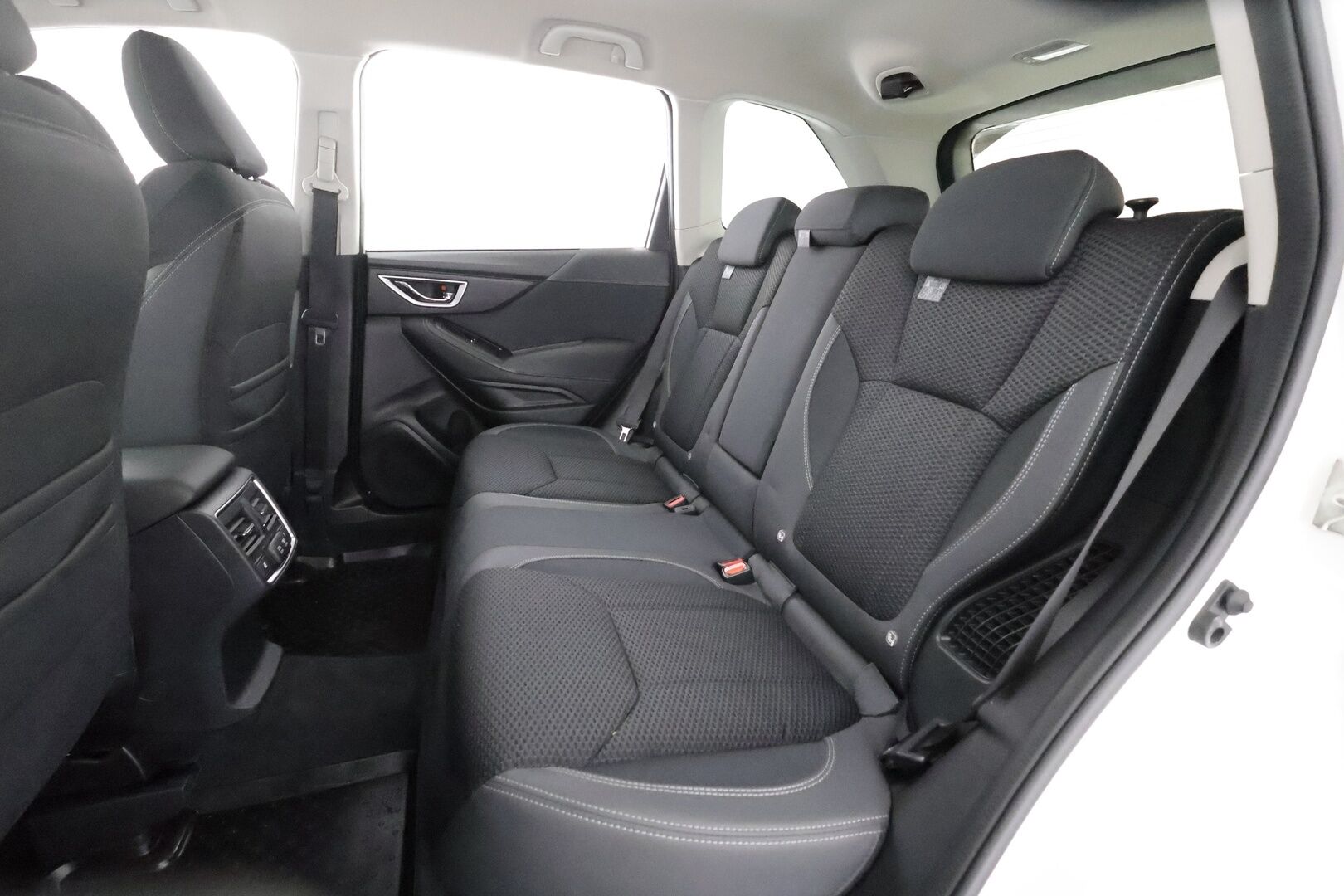 Subaru Forester 2021 2,0i e-Boxer Active CVT - | ACC | Koukku | Puolinahat sähköllä | Muistipenkki | P.kamera | SRH-LED | Lane Assist | BSM | Apple & Android | Keyless | Merkkihuollot |