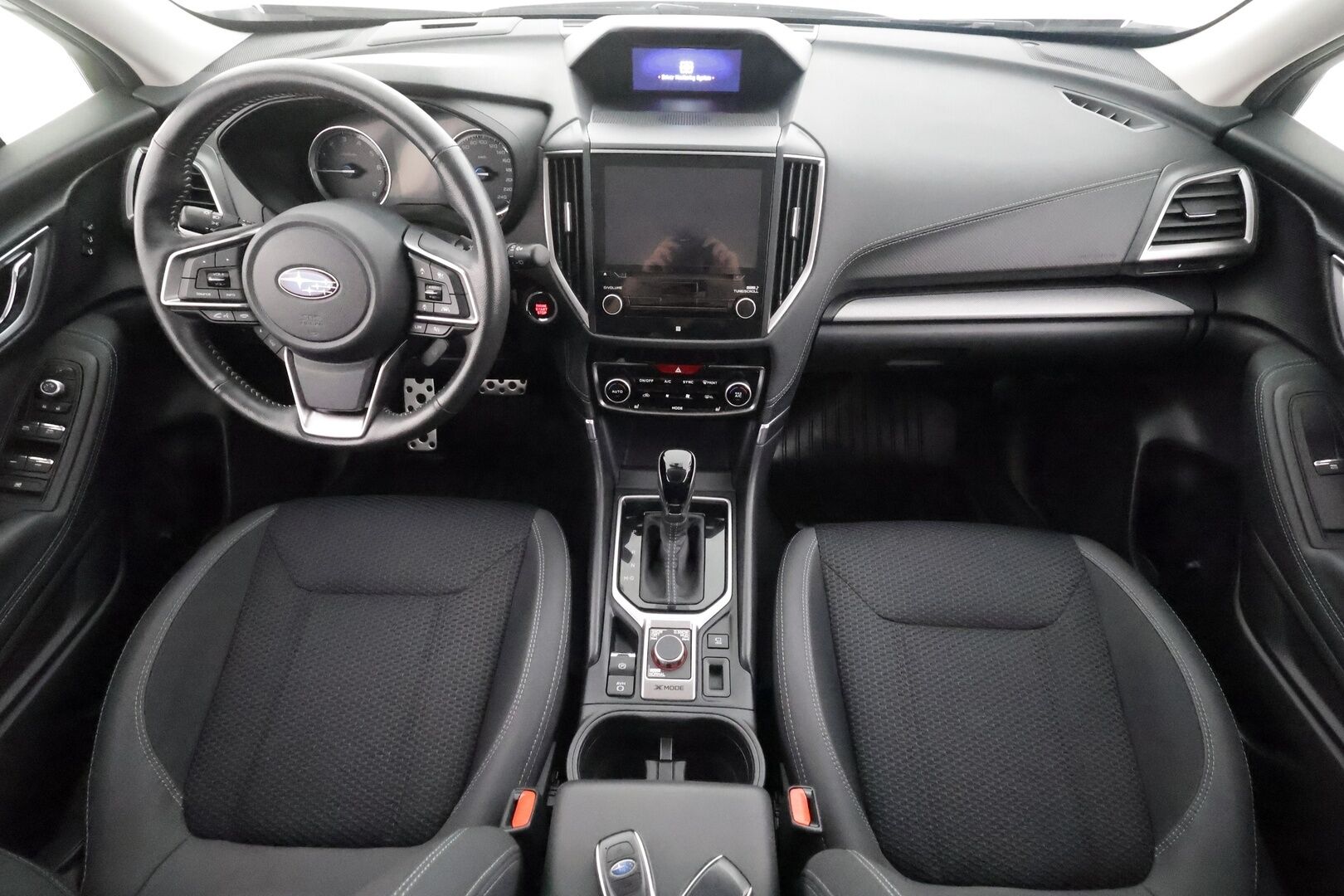 Subaru Forester 2021 2,0i e-Boxer Active CVT - | ACC | Koukku | Puolinahat sähköllä | Muistipenkki | P.kamera | SRH-LED | Lane Assist | BSM | Apple & Android | Keyless | Merkkihuollot |
