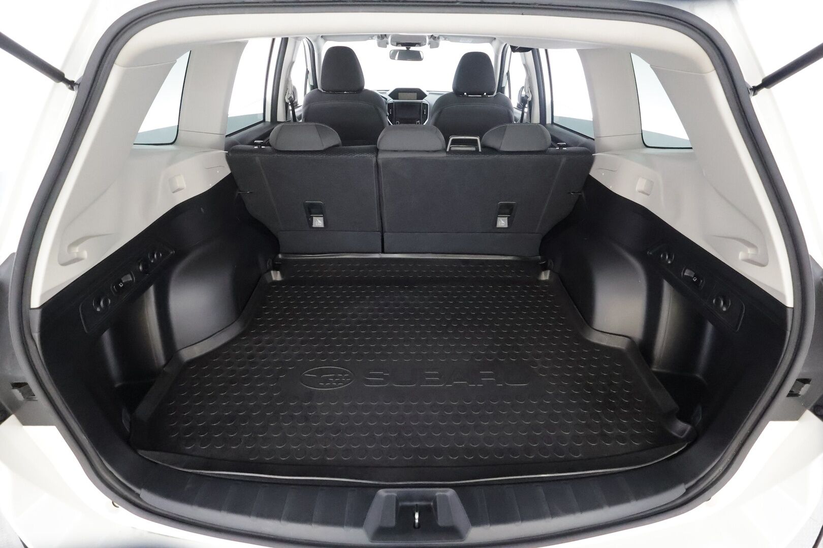 Subaru Forester 2021 2,0i e-Boxer Active CVT - | ACC | Koukku | Puolinahat sähköllä | Muistipenkki | P.kamera | SRH-LED | Lane Assist | BSM | Apple & Android | Keyless | Merkkihuollot |
