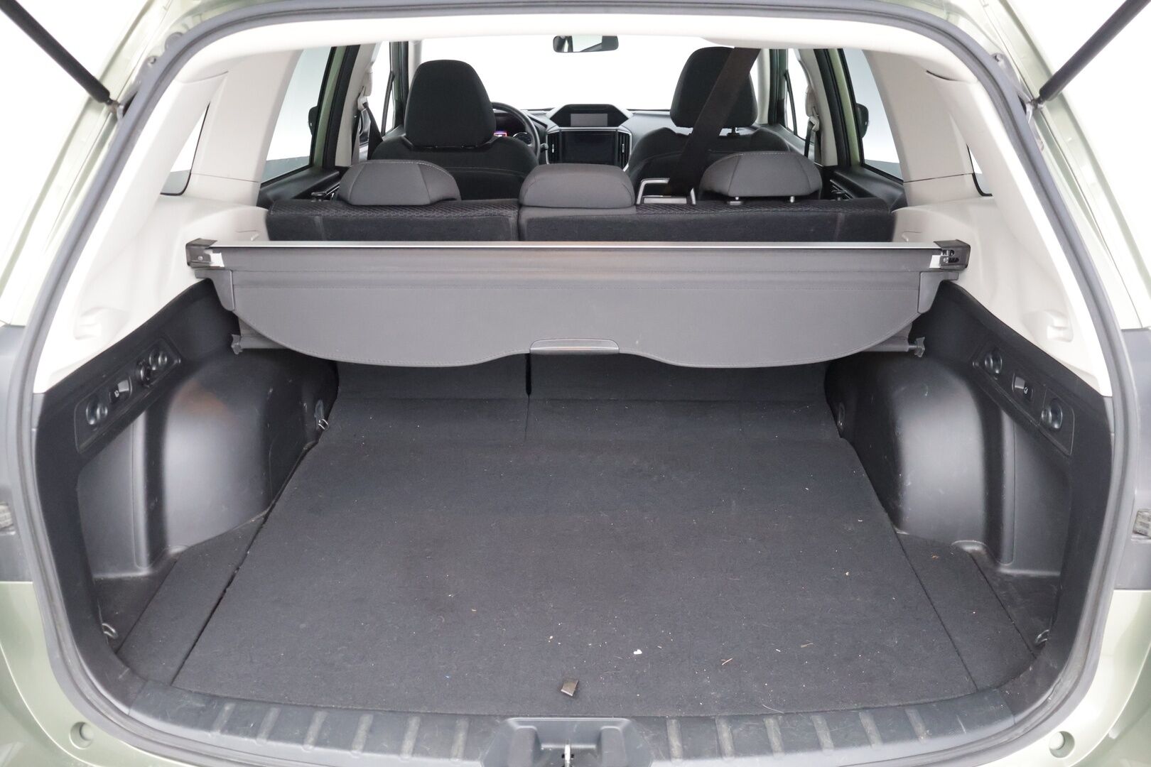 Subaru Forester 2020 2,0i e-Boxer Active CVT */ Peruutuskamera / Acc / Srvd / Apple Carplay / Suomi-auto / Lohko /* - Upea väri / Suomi-auto / Lohkolämmitin / Vetokoukku / Hyvin pidetty 