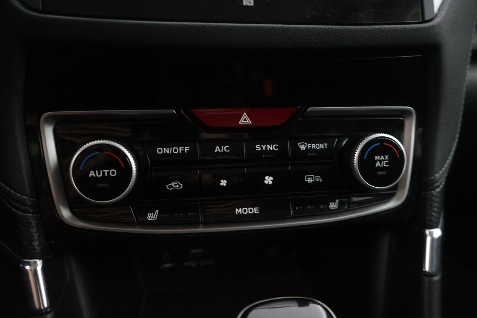 Subaru Forester 2020 2,0i e-Boxer Active CVT */ Peruutuskamera / Acc / Srvd / Apple Carplay / Suomi-auto / Lohko /* - Upea väri / Suomi-auto / Lohkolämmitin / Vetokoukku / Hyvin pidetty 