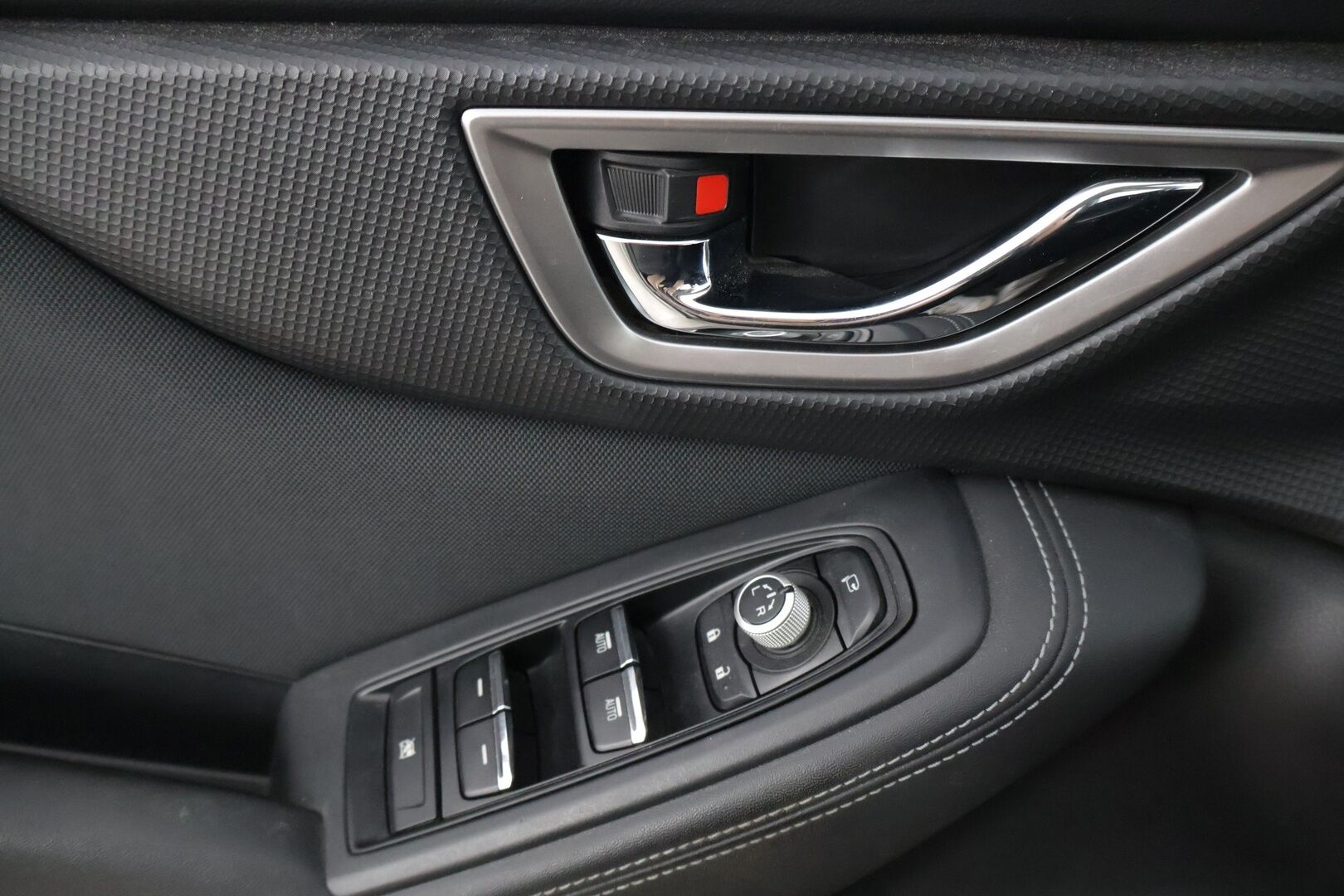 Subaru Forester 2020 2,0i e-Boxer Active CVT */ Peruutuskamera / Acc / Srvd / Apple Carplay / Suomi-auto / Lohko /* - Upea väri / Suomi-auto / Lohkolämmitin / Vetokoukku / Hyvin pidetty 