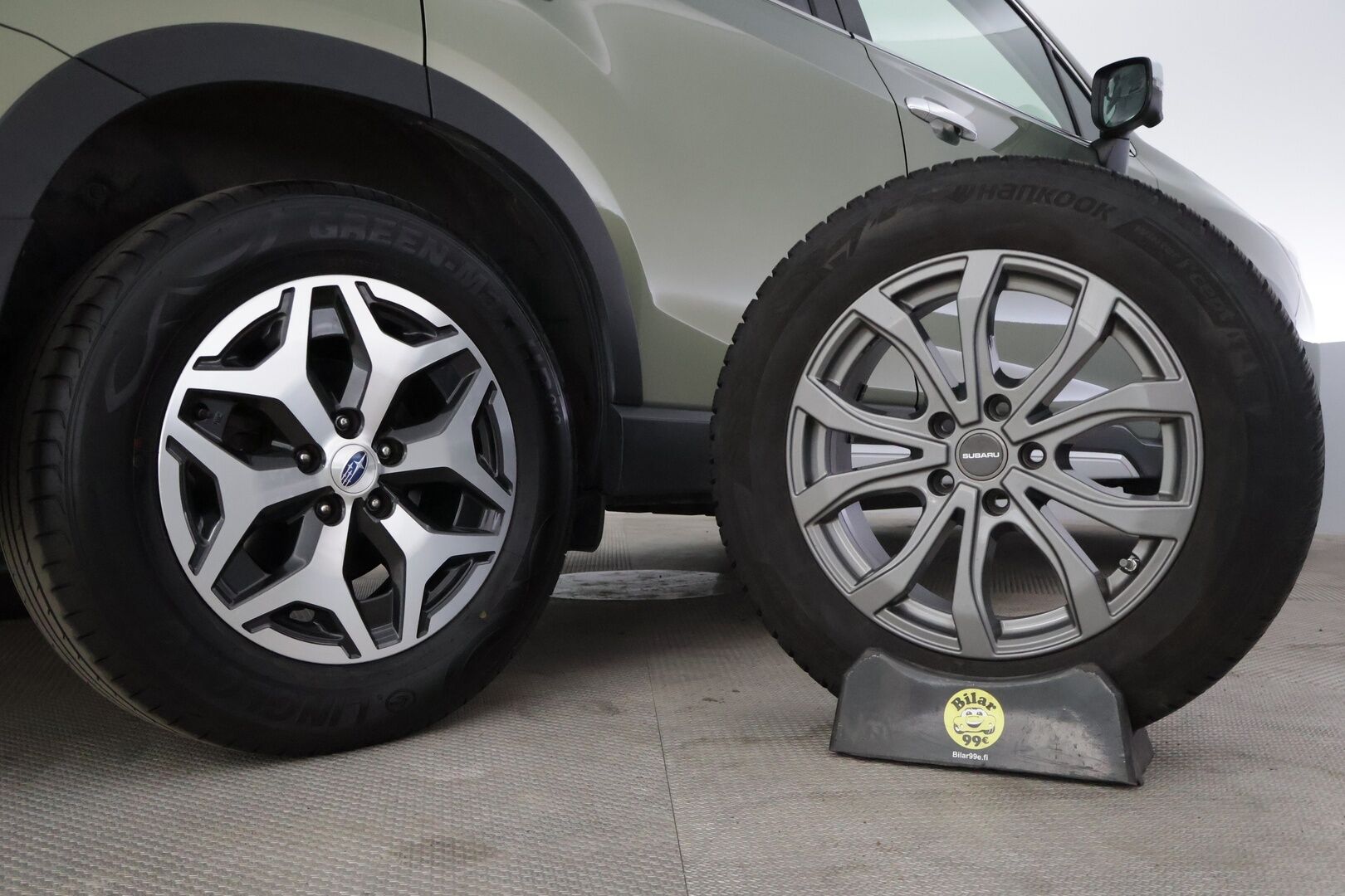 Subaru Forester 2020 2,0i e-Boxer Active CVT */ Peruutuskamera / Acc / Srvd / Apple Carplay / Suomi-auto / Lohko /* - Upea väri / Suomi-auto / Lohkolämmitin / Vetokoukku / Hyvin pidetty 