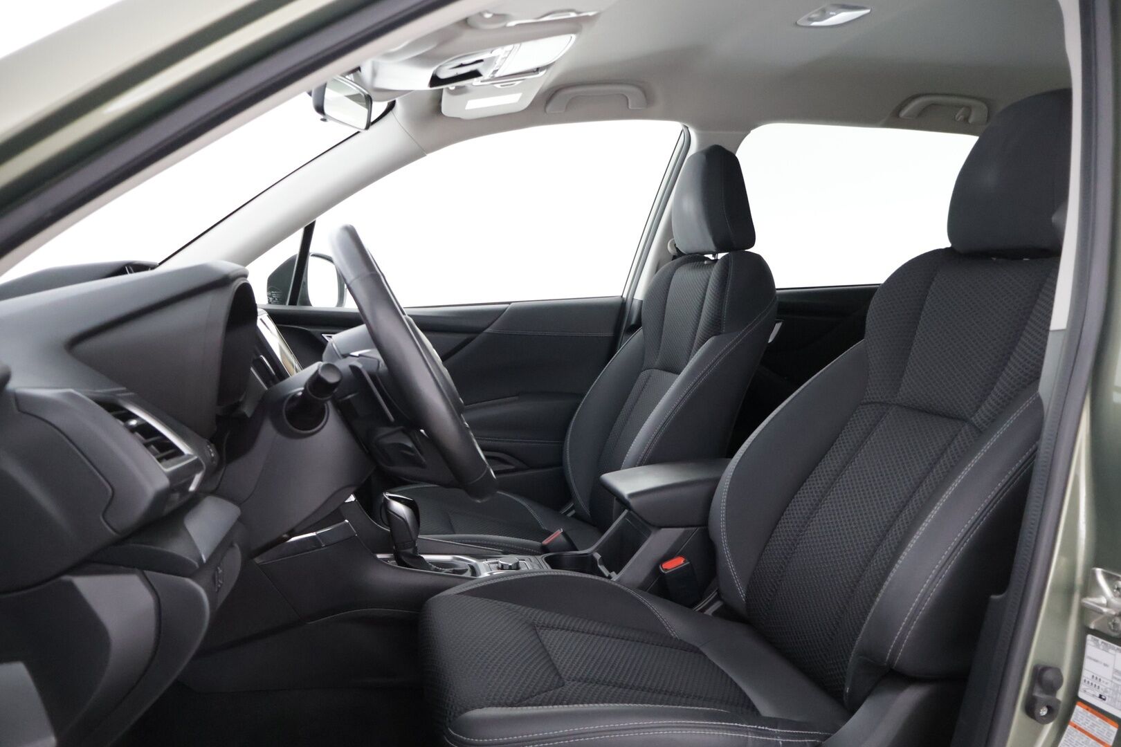 Subaru Forester 2020 2,0i e-Boxer Active CVT */ Peruutuskamera / Acc / Srvd / Apple Carplay / Suomi-auto / Lohko /* - Upea väri / Suomi-auto / Lohkolämmitin / Vetokoukku / Hyvin pidetty 