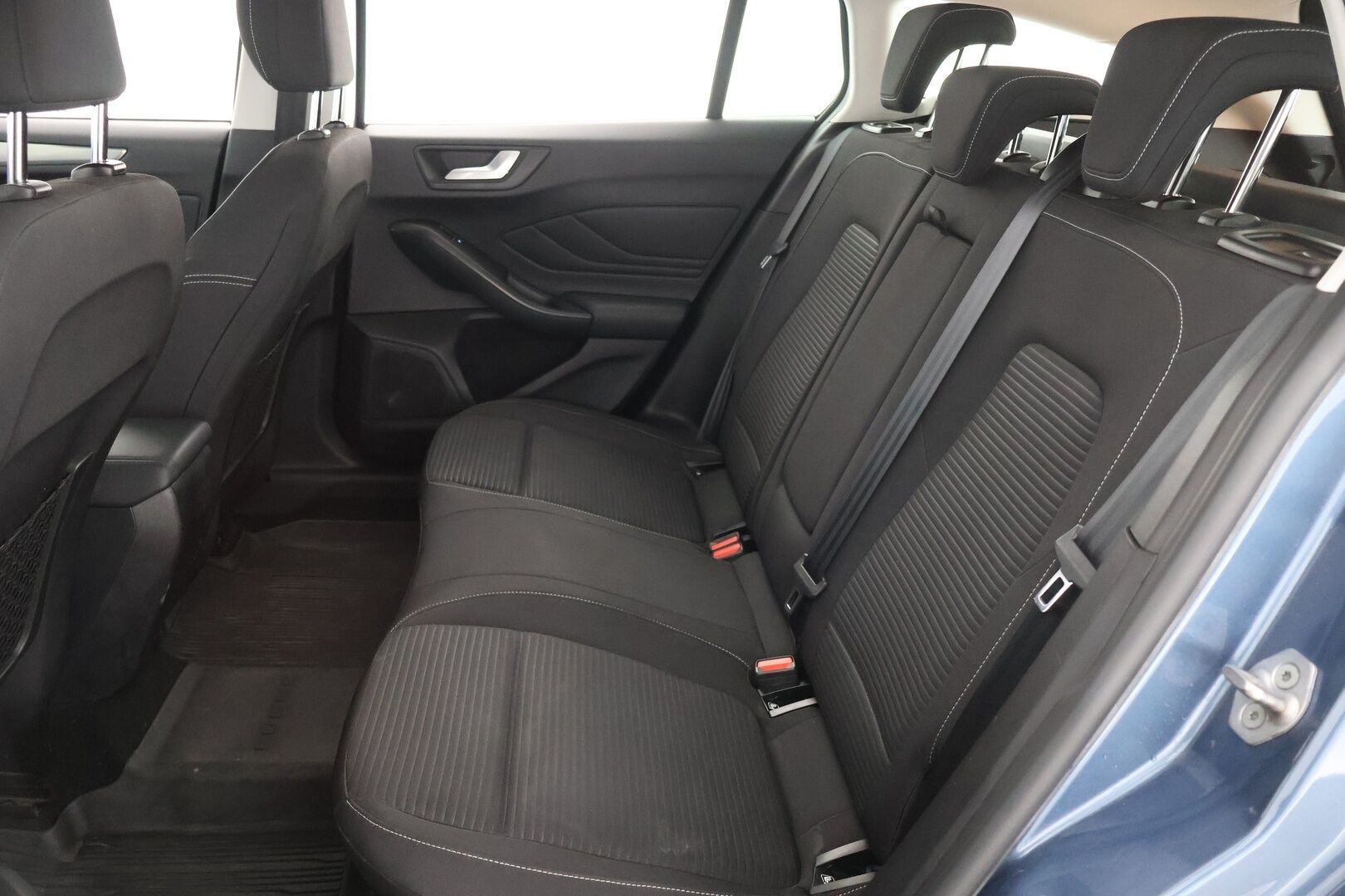 Ford Focus 2020 1,0 EcoBoost 125hv M6 Titanium Wagon - | Suomi-auto | Webasto | KeyLessGo | Vetokoukku | LED-ajovalot | 