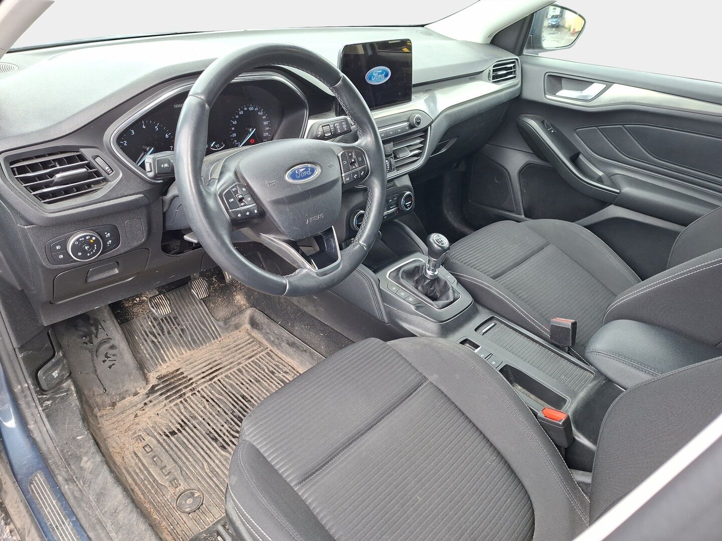 Ford Focus 2020 1,0 EcoBoost 125hv M6 Titanium Wagon - | Suomi-auto | Webasto | KeyLessGo | Vetokoukku | LED-ajovalot | 