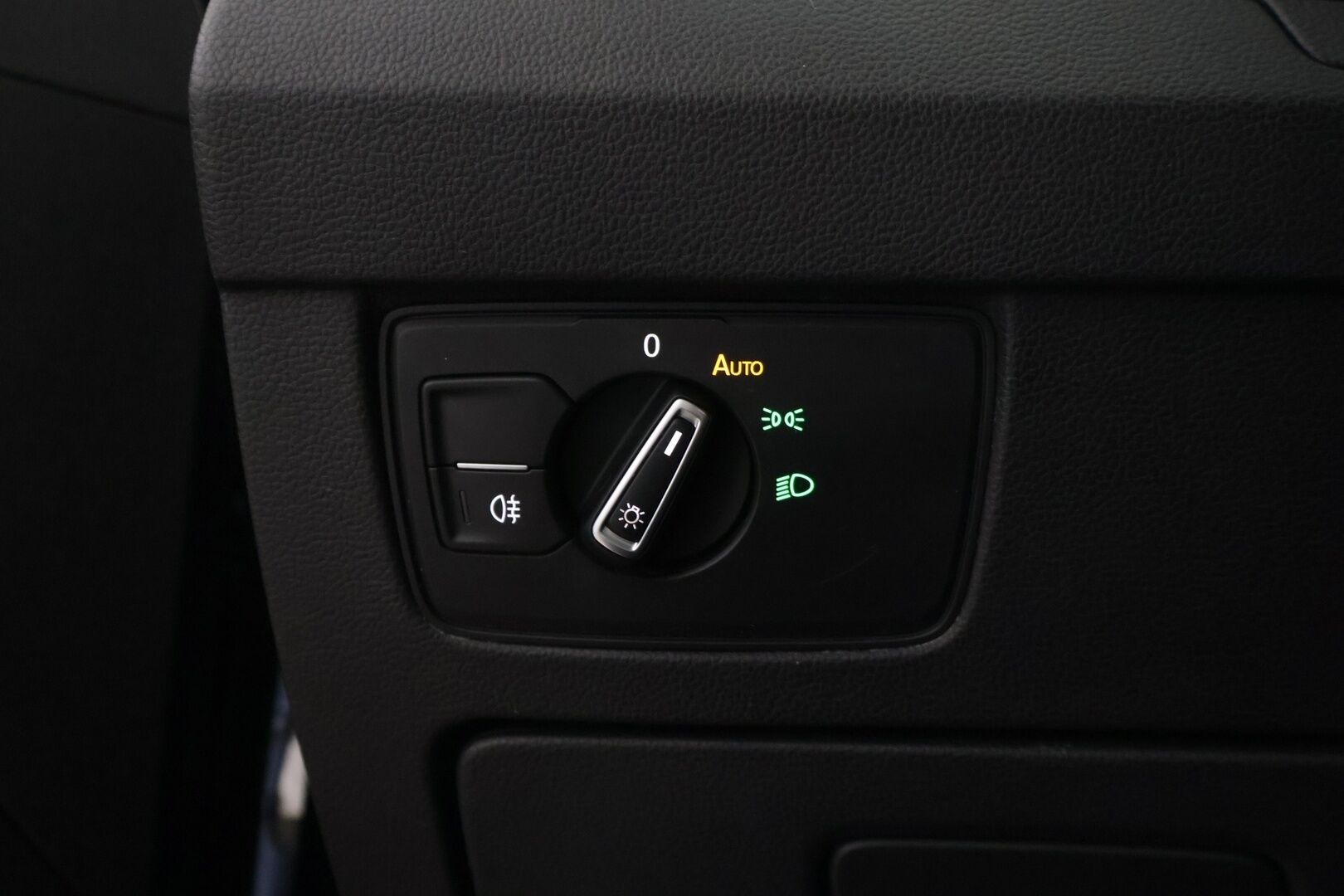 Volkswagen Passat 2016 Variant GTE Plug-In Hybrid 160 kW (218 hv) *ACC / Webasto / Ergocomfort Nahkapenkit / Vetokoukku / Peruutuskamera* - *Kattava huoltohistoria / Viim huolto 10/25 / 2x Latauskaapelit / 2x Renkaat & Aluvanteet* - HULLU BLACKWEEK KORKOTARJOUS 2,49%