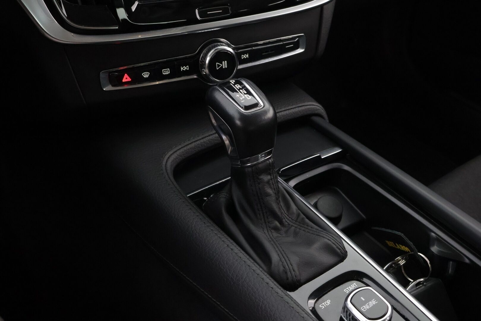 Volvo V90 2017 T5 Bi-Fuel Momentum aut - Webasto | Adapt.Vakkari | Vetokoukku | Peruutuskamera | High Perf Audio | Navi | Puolinahat | Isolla Bensatankilla!!