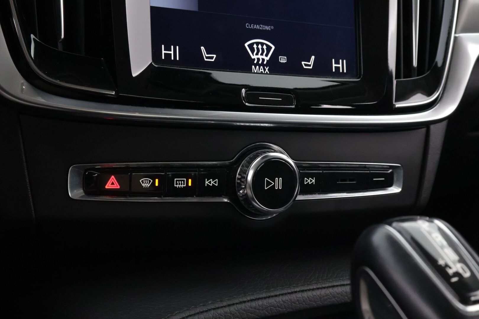 Volvo V90 2017 T5 Bi-Fuel Momentum aut - Webasto | Adapt.Vakkari | Vetokoukku | Peruutuskamera | High Perf Audio | Navi | Puolinahat | Isolla Bensatankilla!!