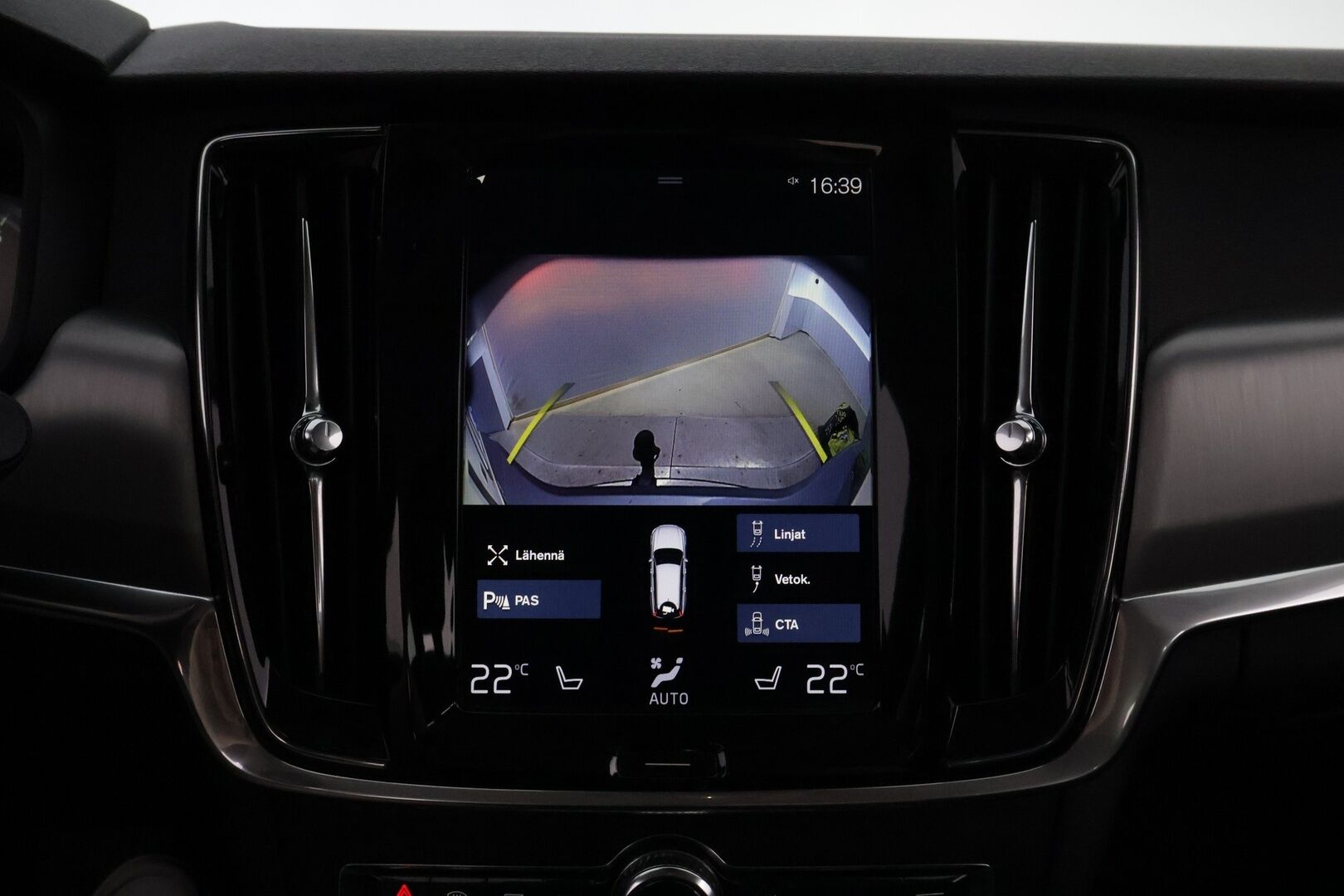 Volvo V90 2017 T5 Bi-Fuel Momentum aut - Webasto | Adapt.Vakkari | Vetokoukku | Peruutuskamera | High Perf Audio | Navi | Puolinahat | Isolla Bensatankilla!!