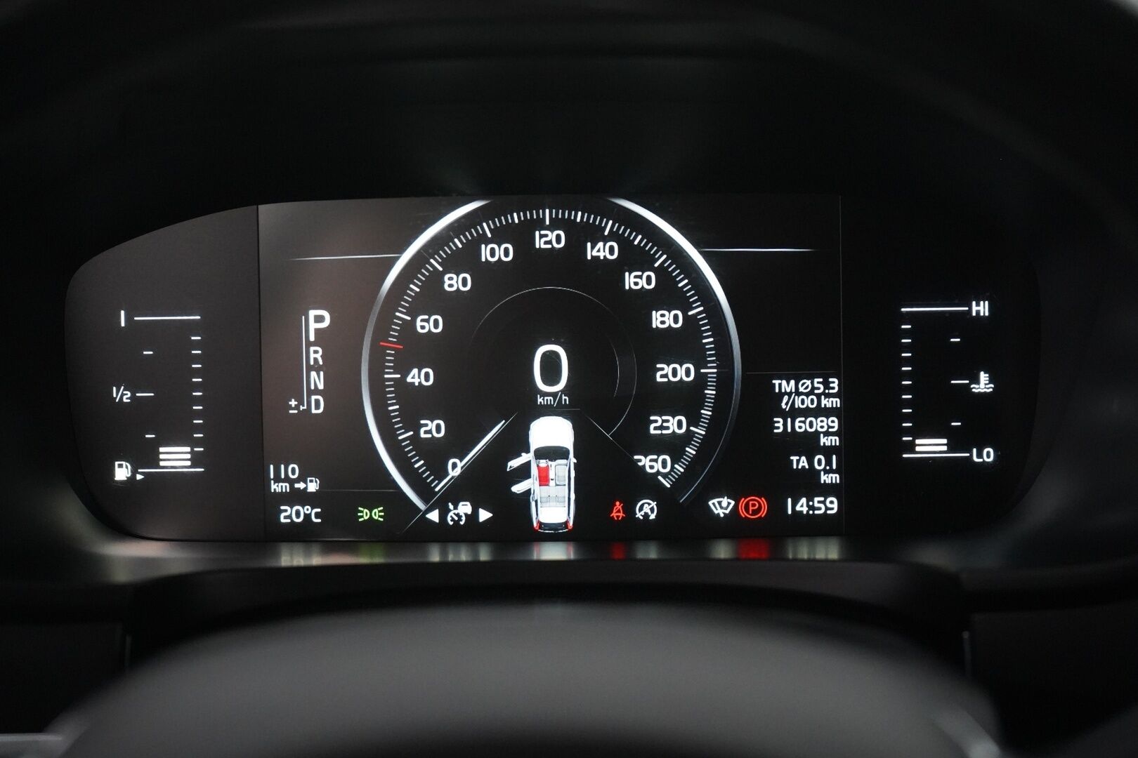 Volvo V90 2017 D3 Momentum aut - KATSO MIHIN HINTAAN! | Autopilot | Kahdet renkaat | Webasto | VOC | Jakopää 2.2026