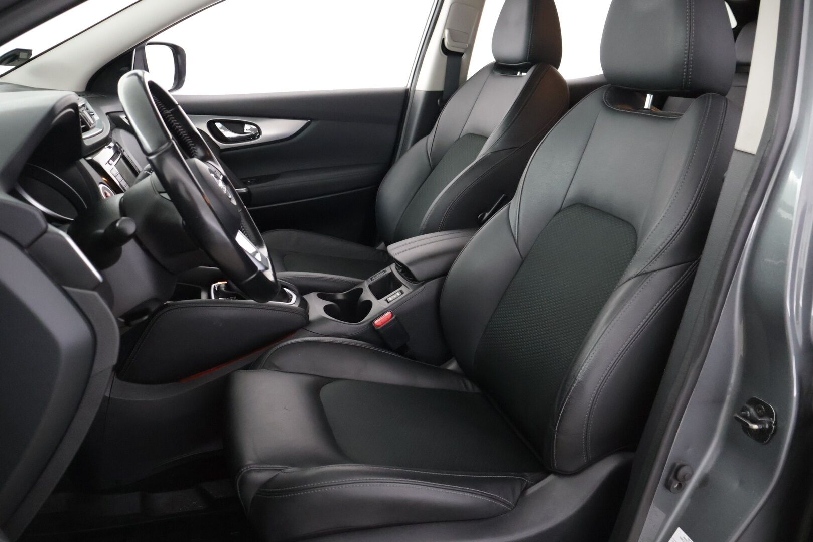 Nissan Qashqai 2020 DIG-T 160 Tekna 2WD DCT - Suomi-auto | Merkkihuollettu | ACC | Vetokoukku | 360-kamera | BLIS | Bi-LED | Navi | Lämmitettävä tuulilasi | Kaistavahti | CarPlay | 2x Renkaat