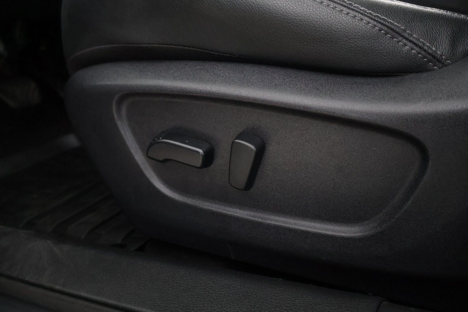 Nissan Qashqai 2020 DIG-T 160 Tekna 2WD DCT - Suomi-auto | Merkkihuollettu | ACC | Vetokoukku | 360-kamera | BLIS | Bi-LED | Navi | Lämmitettävä tuulilasi | Kaistavahti | CarPlay | 2x Renkaat